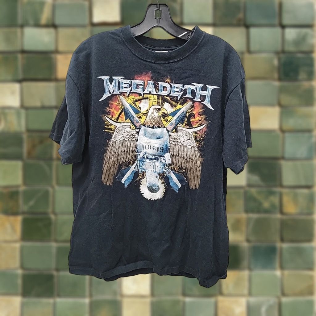 Anvil VINTAGE Megadeath Gigantic Tour Graphic Tshirt Mens Size L Black Crew Neck Short Sleeve Cotton Anvil 2000s Y2K Band Metal Music 22 Chest 28 Length Size US L / EU 52-54 / 3 - 1 Thumbnail