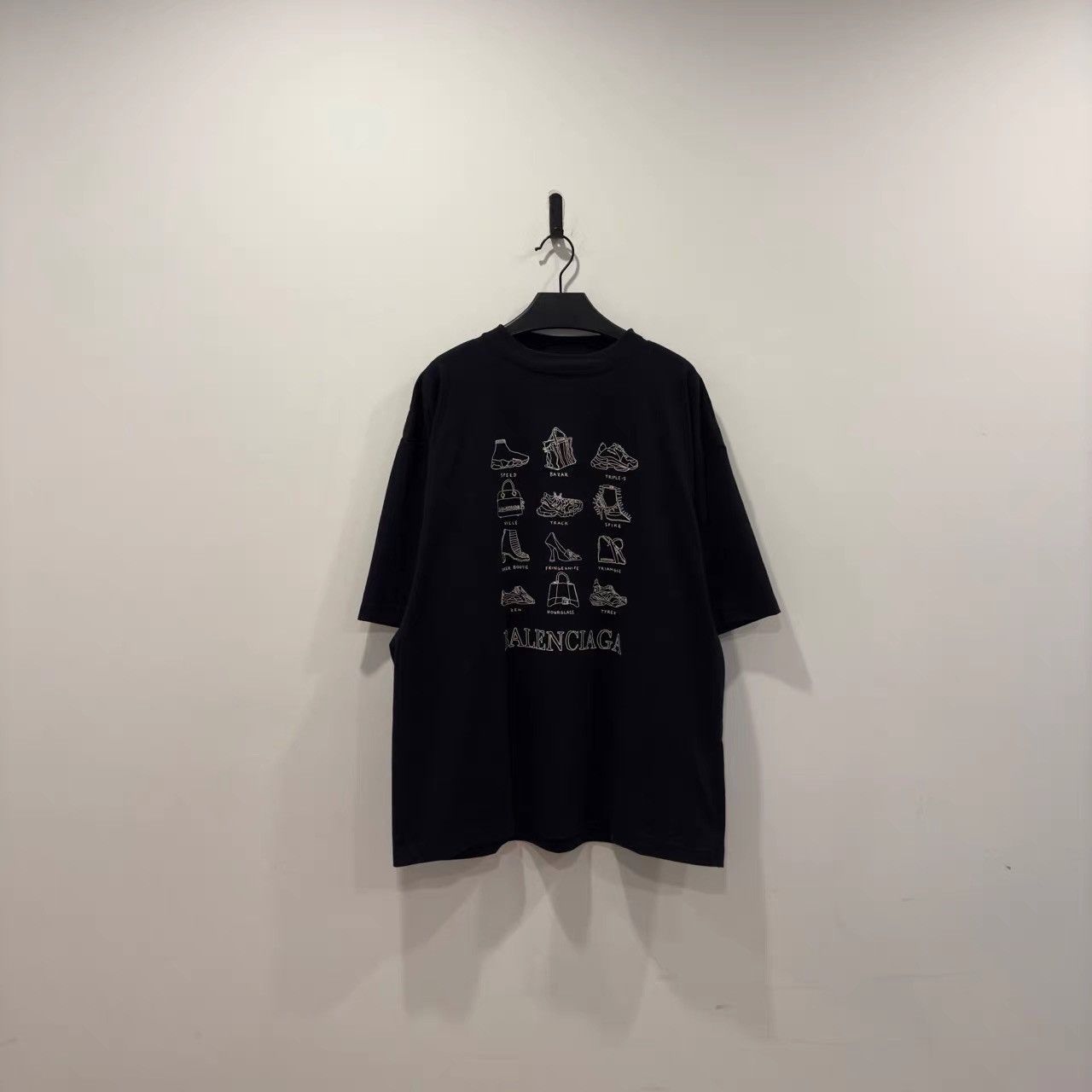 Balenciaga Balenciaga Black Box Pattern Short Sleeve K28 Size US XS / EU 42 / 0 - 1 Thumbnail