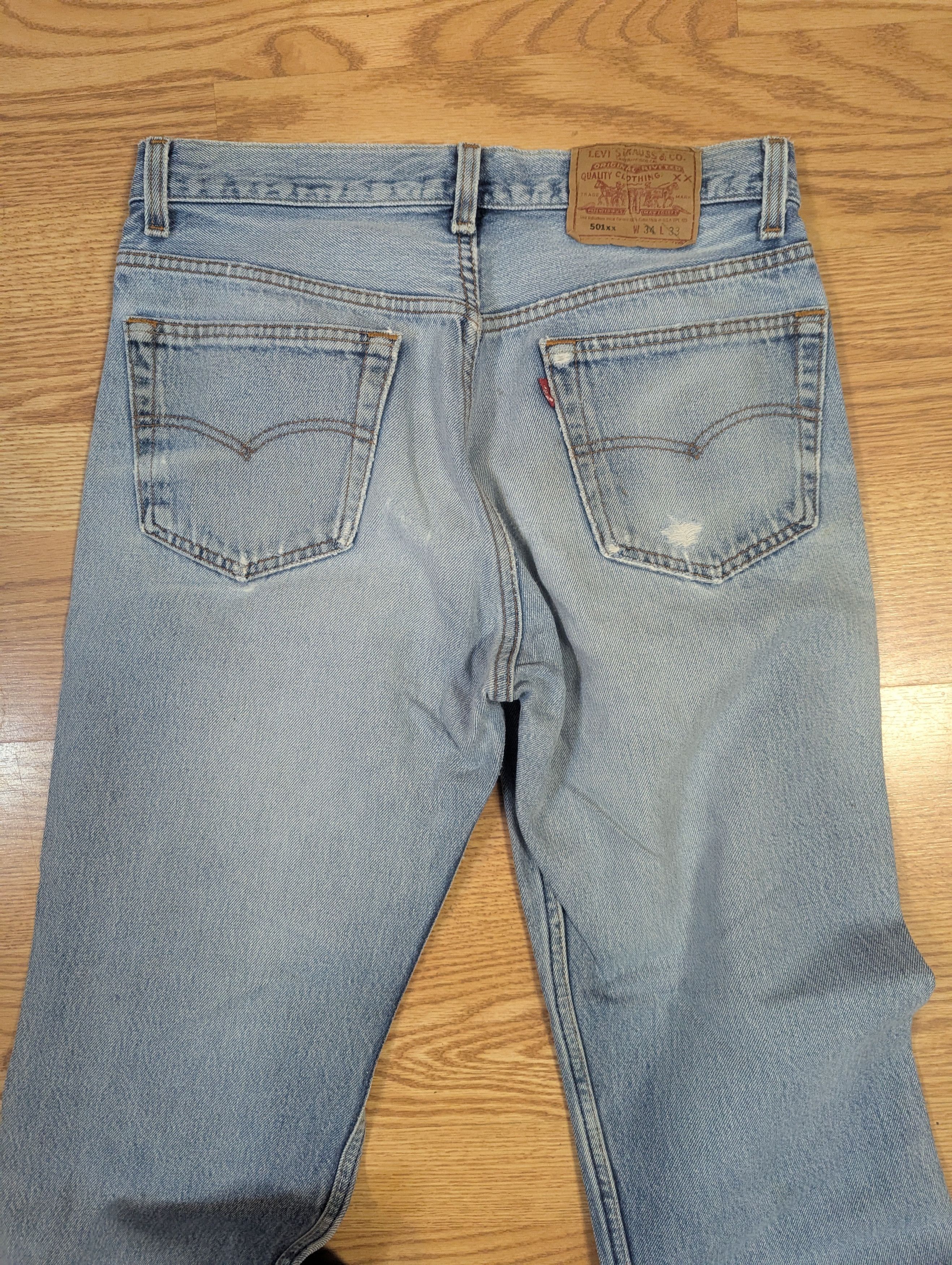 Jean × Levi's × Vintage Vintage 90s Levis 501 Jeans Faded Light Blue Denim Size US 31 - 6 Thumbnail