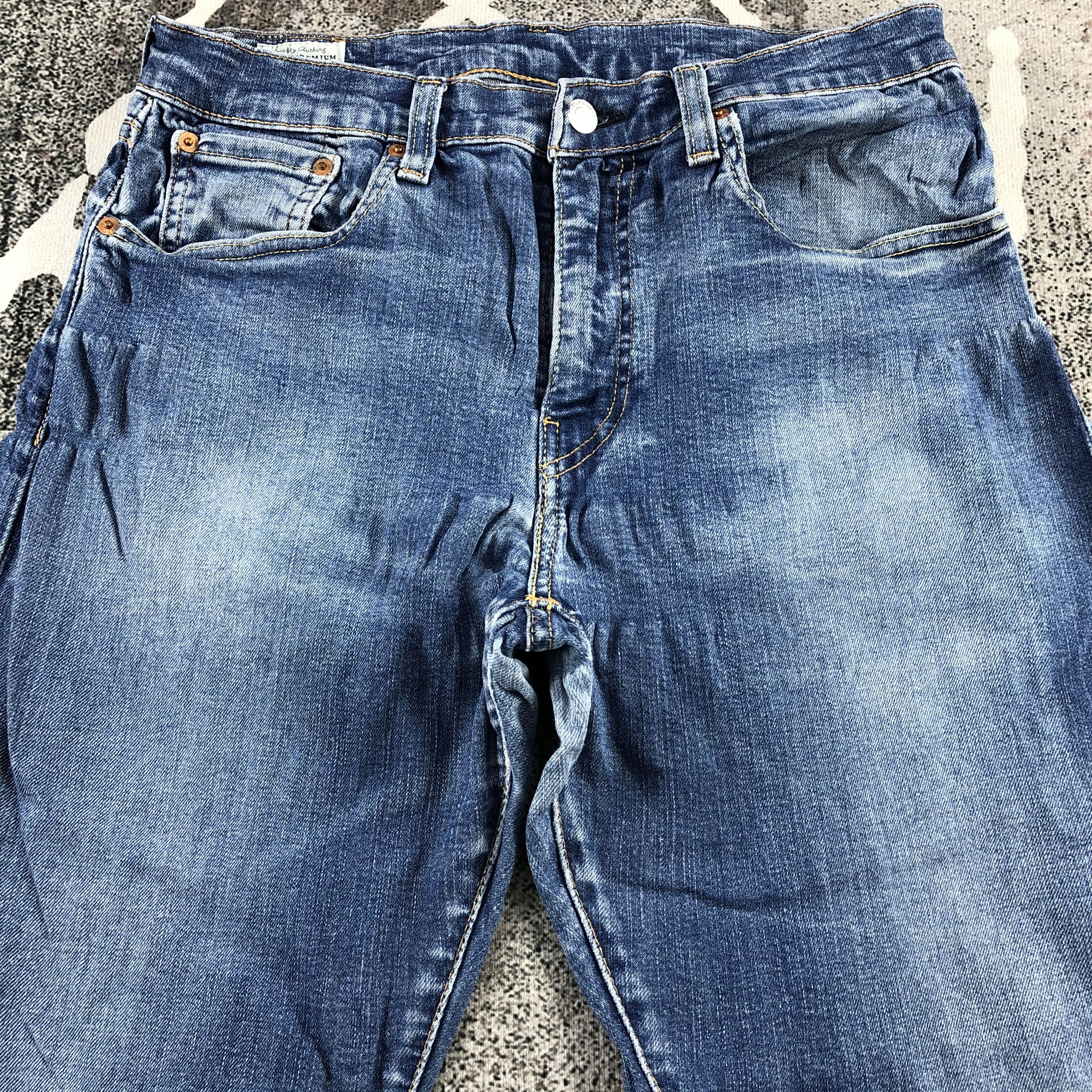 Levi's Vintage Levis 512 Jeans Blue Wash Denim KJ874 Size US 32 / EU 48 - 3 Thumbnail