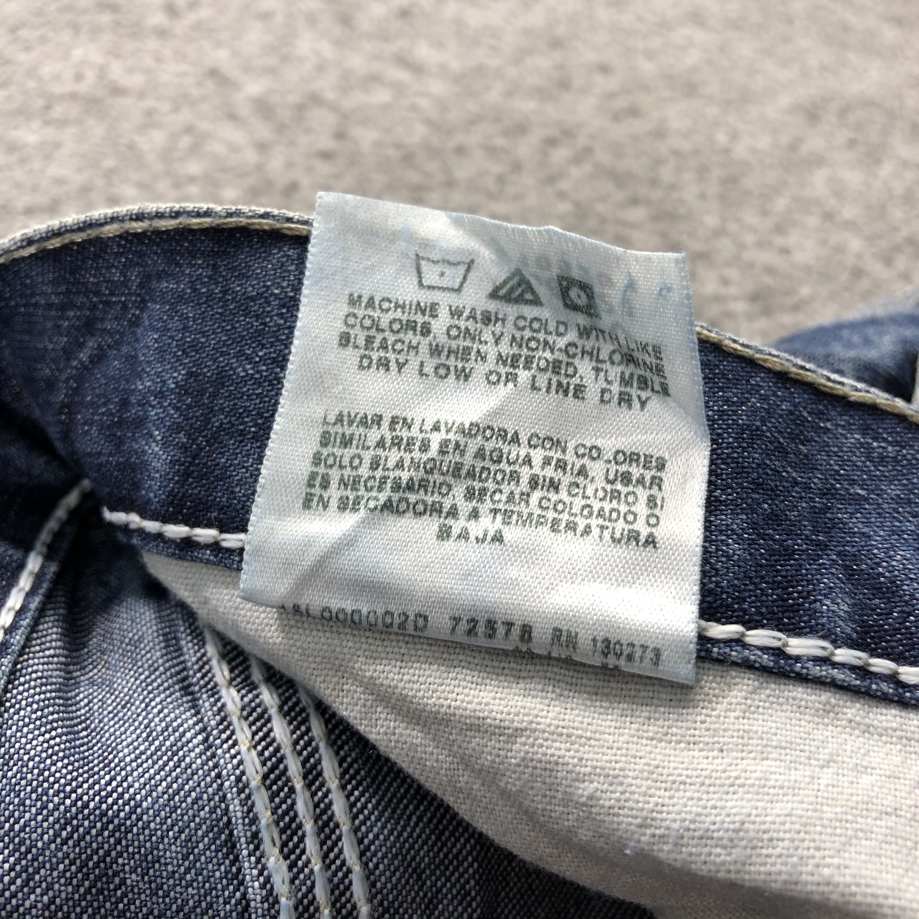 Vintage Vintage Blue Wash Wrangler Jeans-J2175 Size US 38 / EU 54 - 12 Thumbnail
