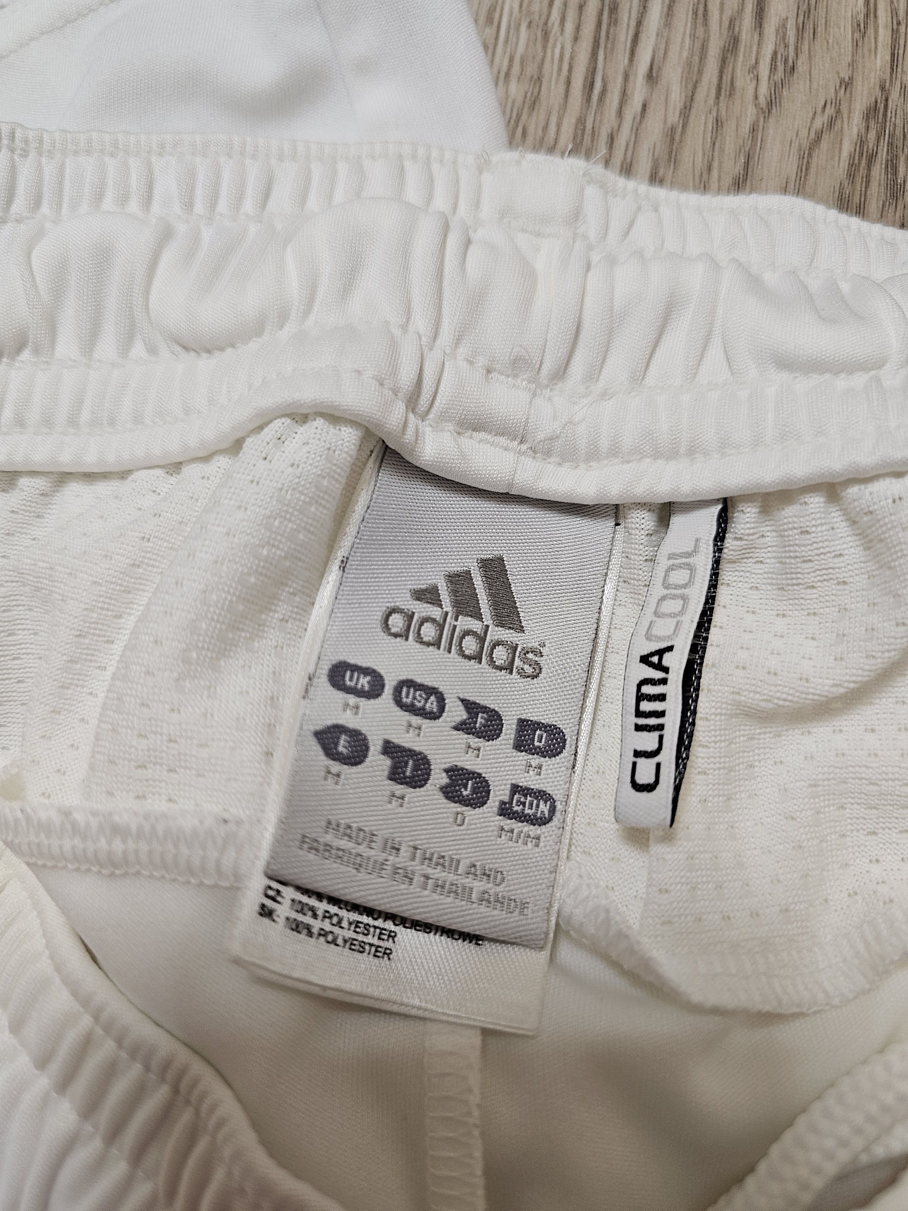 Adidas UKRAINE 2009 2010 GOALKEEPER FOOTBALL SHIRT SOCCER SHORTS Size US M / EU 48-50 / 2 - 13 Thumbnail