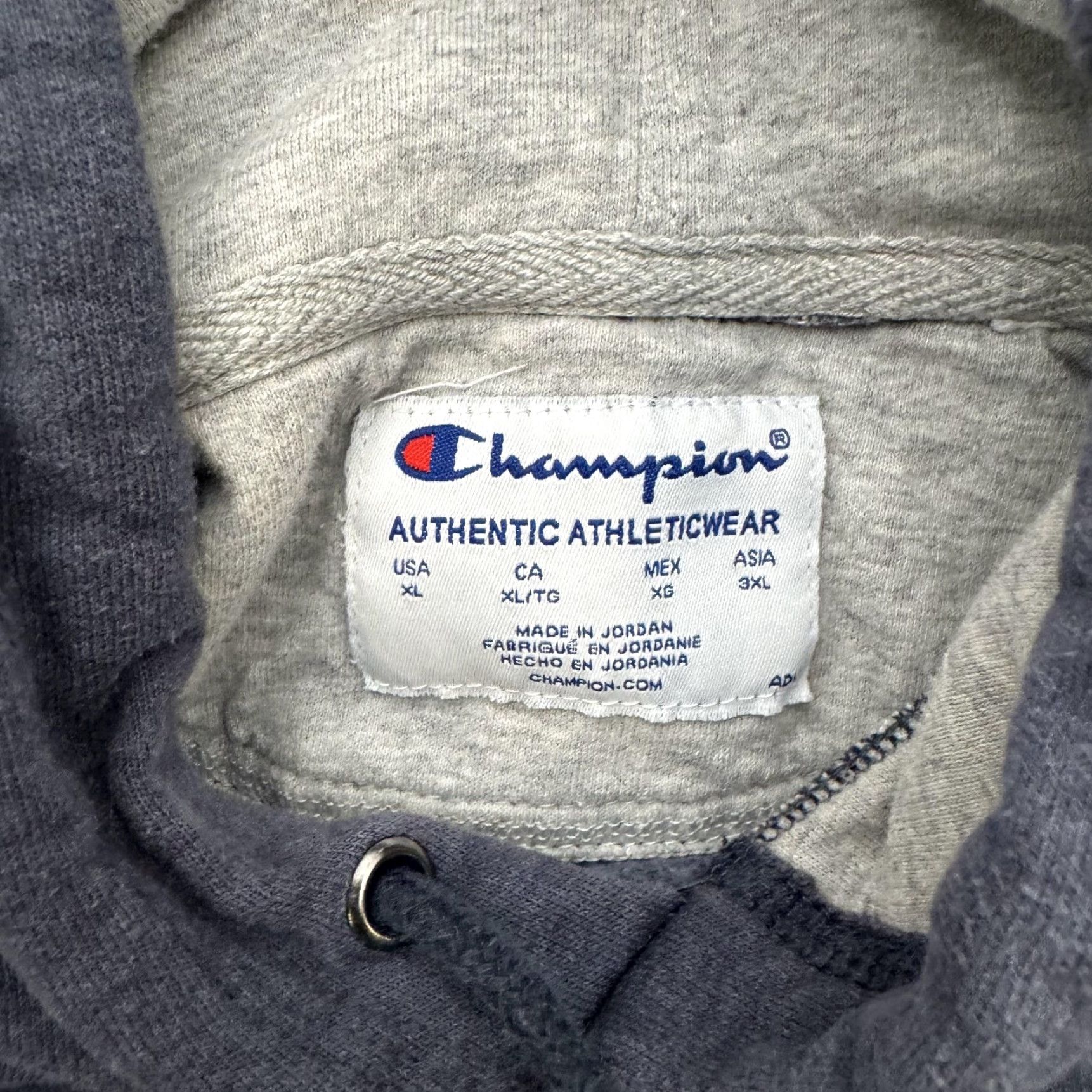 Champion VINTAGE Champion Hoodie Mens XL Pullover Sweatshirt Authentic Athleticwear Blue Kangaroo Pocket C Logo Patch Drawstring Hooded Size US XL / EU 56 / 4 - 5 Thumbnail