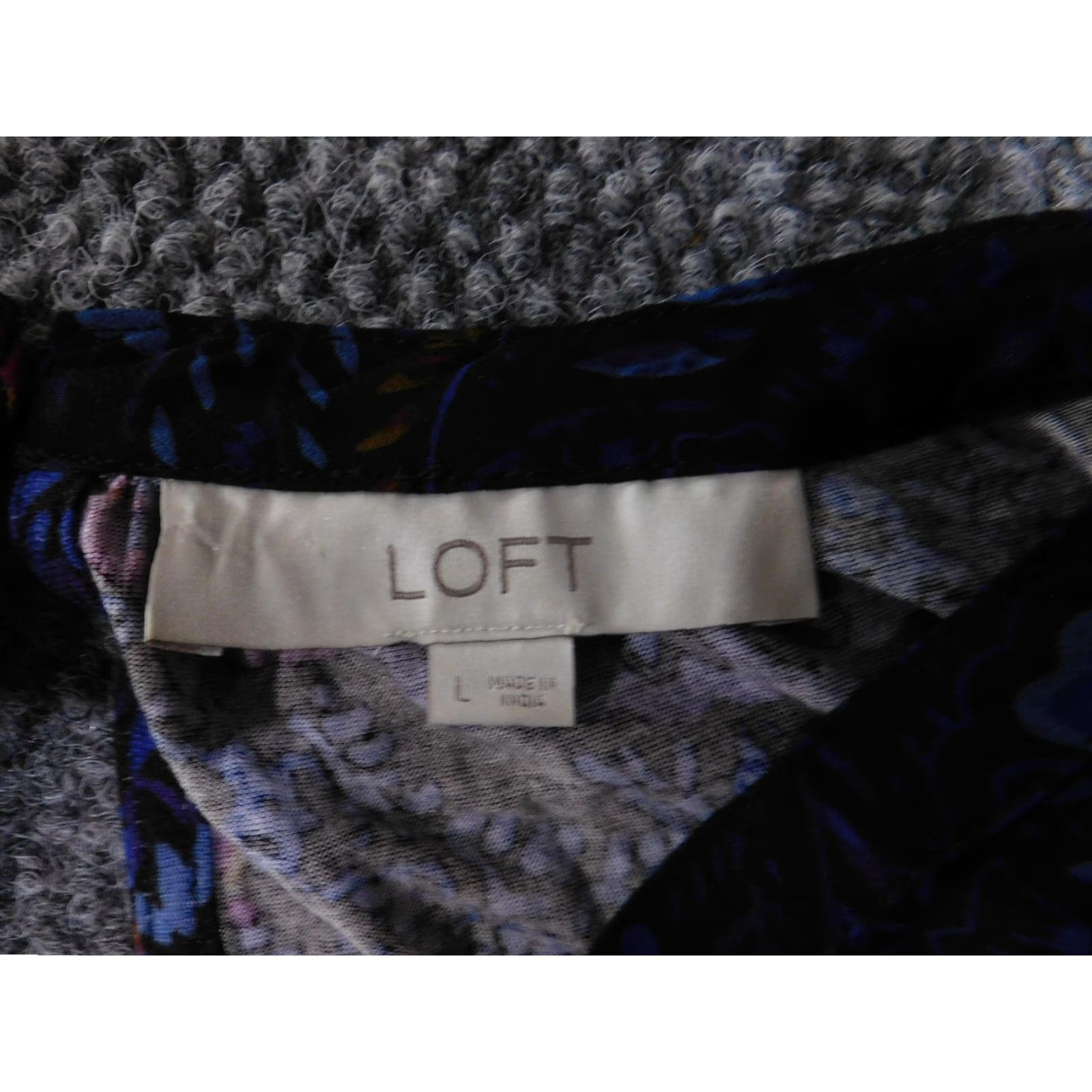Loft LOFT Shirt Womens Large Navy Blue Paisley Cold Shoulder Ruffle Long Sleeve Boho Size L / US 10 / IT 46 - 5 Thumbnail