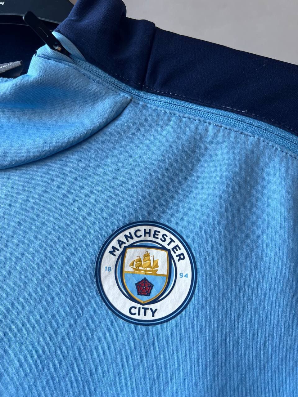 Puma 2019/20 MANCHESTER CITY PUMA TRAINING ZIP SOCCER LONG SLEEVE Size US M / EU 48-50 / 2 - 5 Thumbnail