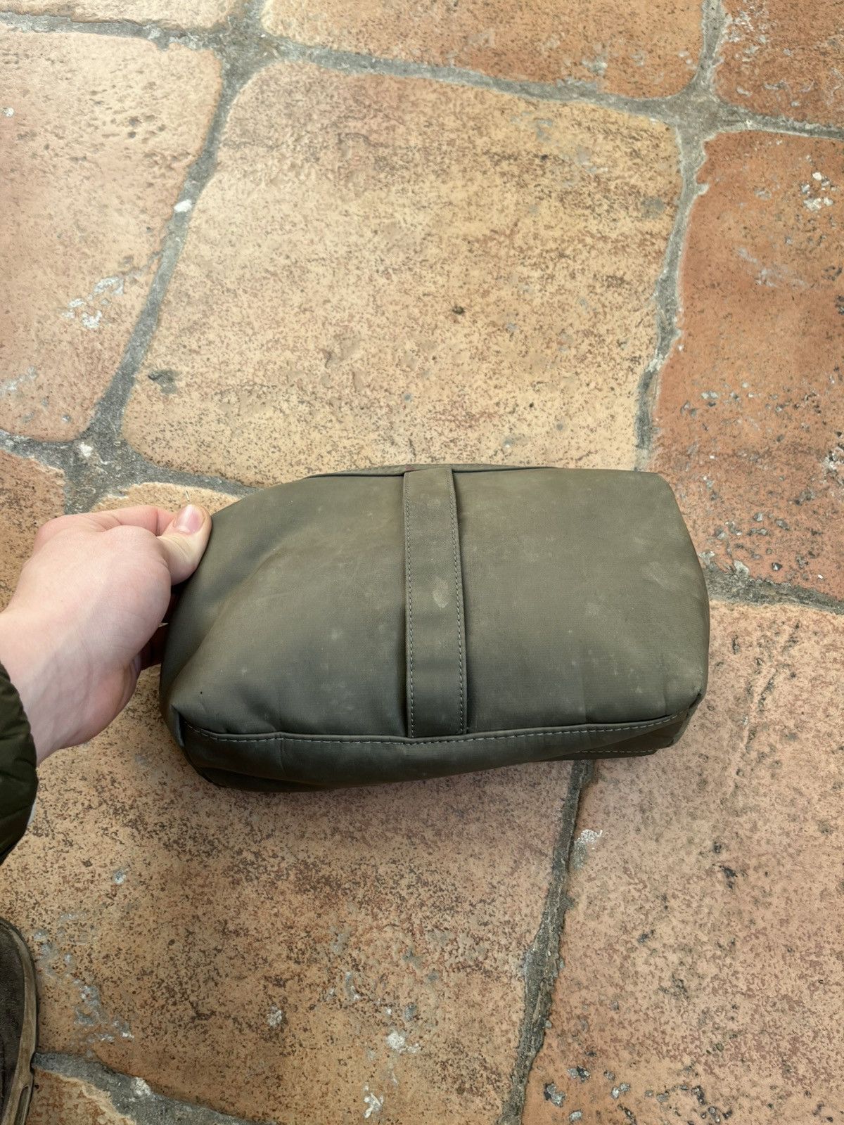 Yves Saint Laurent 🖤 YSL (Yves Saint Laurent) Khaki/Olive Pouch / Makeup Bag Size ONE SIZE - 6 Thumbnail