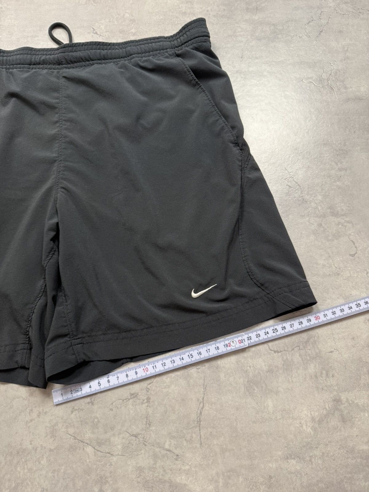 Nike Nike Vintage Shorts Size US 31 - 10 Thumbnail