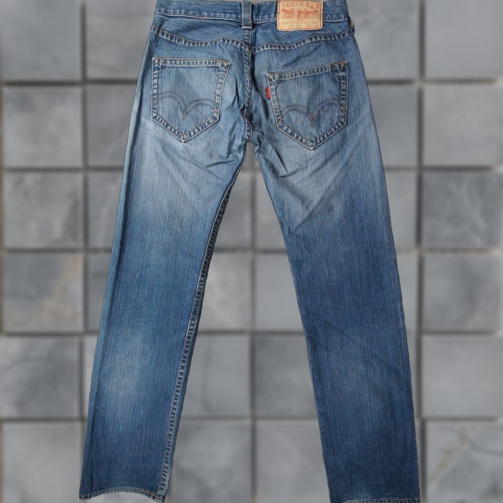 Levi's VINTAGE Levi's Jeans 32x34 Blue Denim Pants Straight Regular Button Fly Casual Levi's 500 Series Mens 5-Pocket Design Denim Blue Straight Mens Size US 32 / EU 48 - 1 Thumbnail