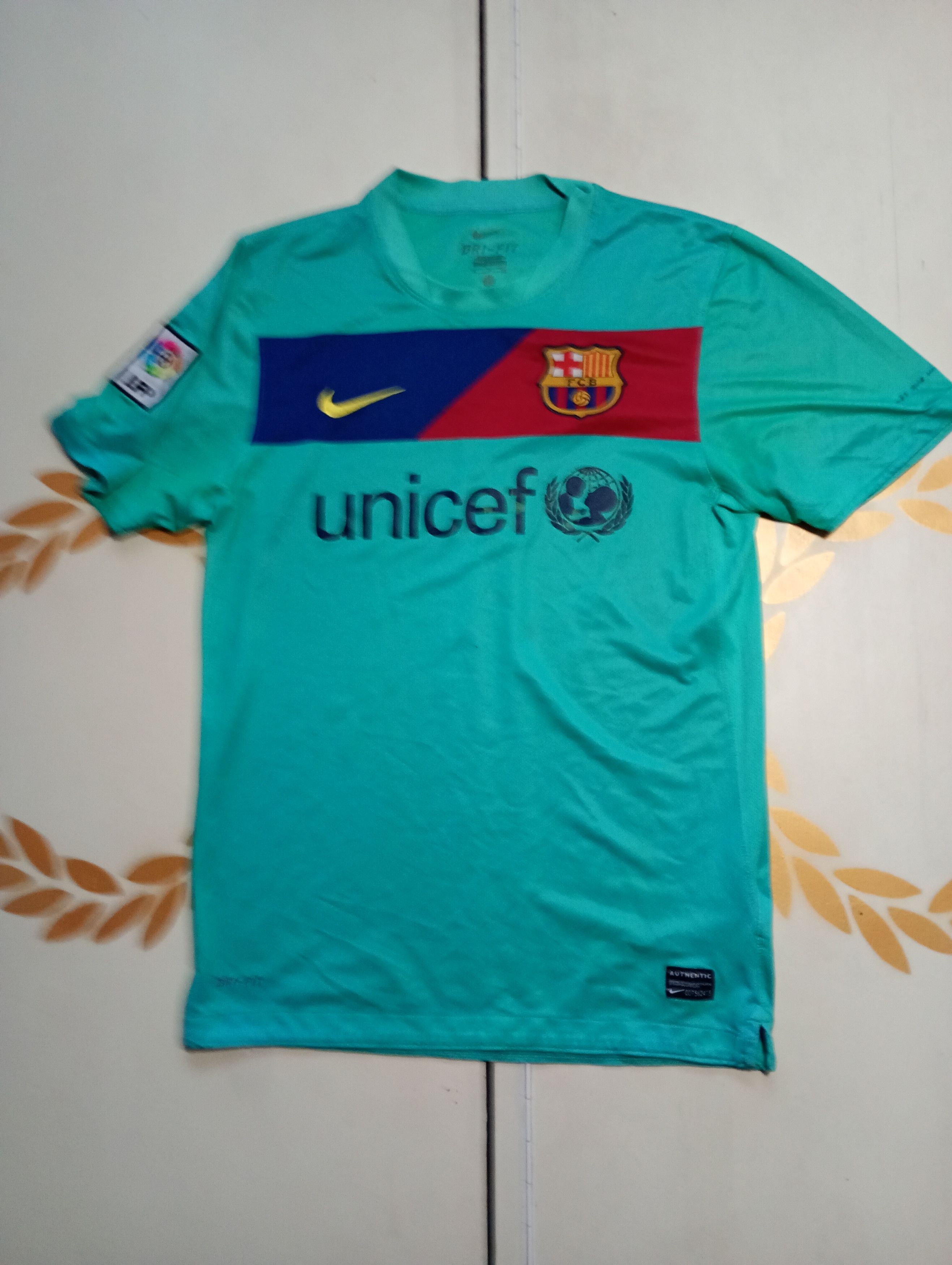 Nike Nike Barcelona FC Away Jersey 2010-2011 Size US S / EU 44-46 / 1 - 2 Thumbnail