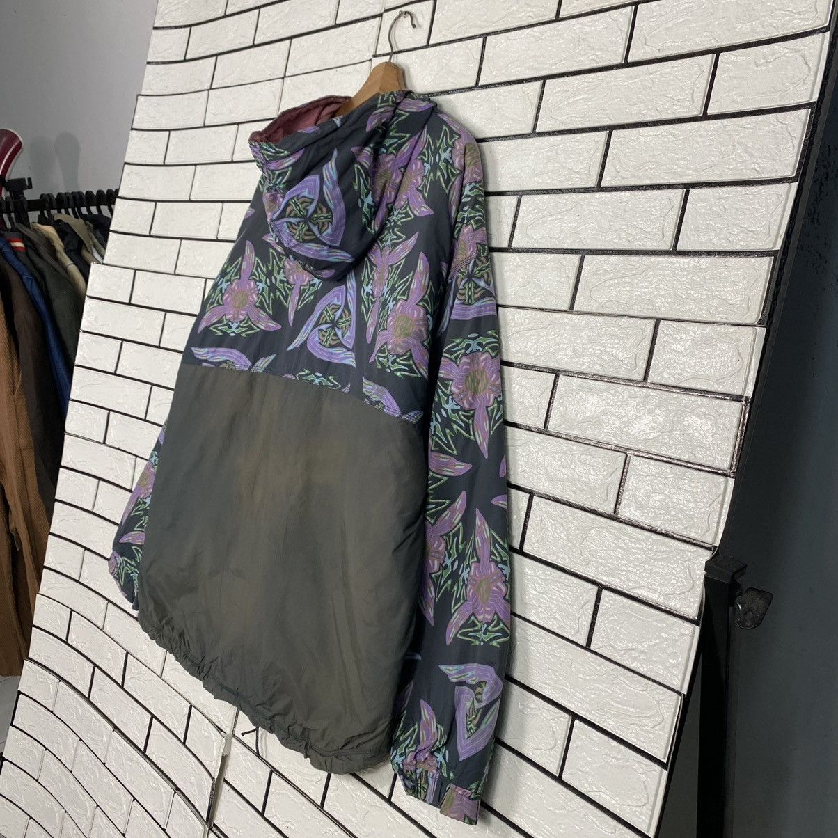 O'Neill 🔥VINTAE BOMBER JACKET O’NEILL FULL PRINT DESIGN SURF WINTER Size US M / EU 48-50 / 2 - 11 Thumbnail