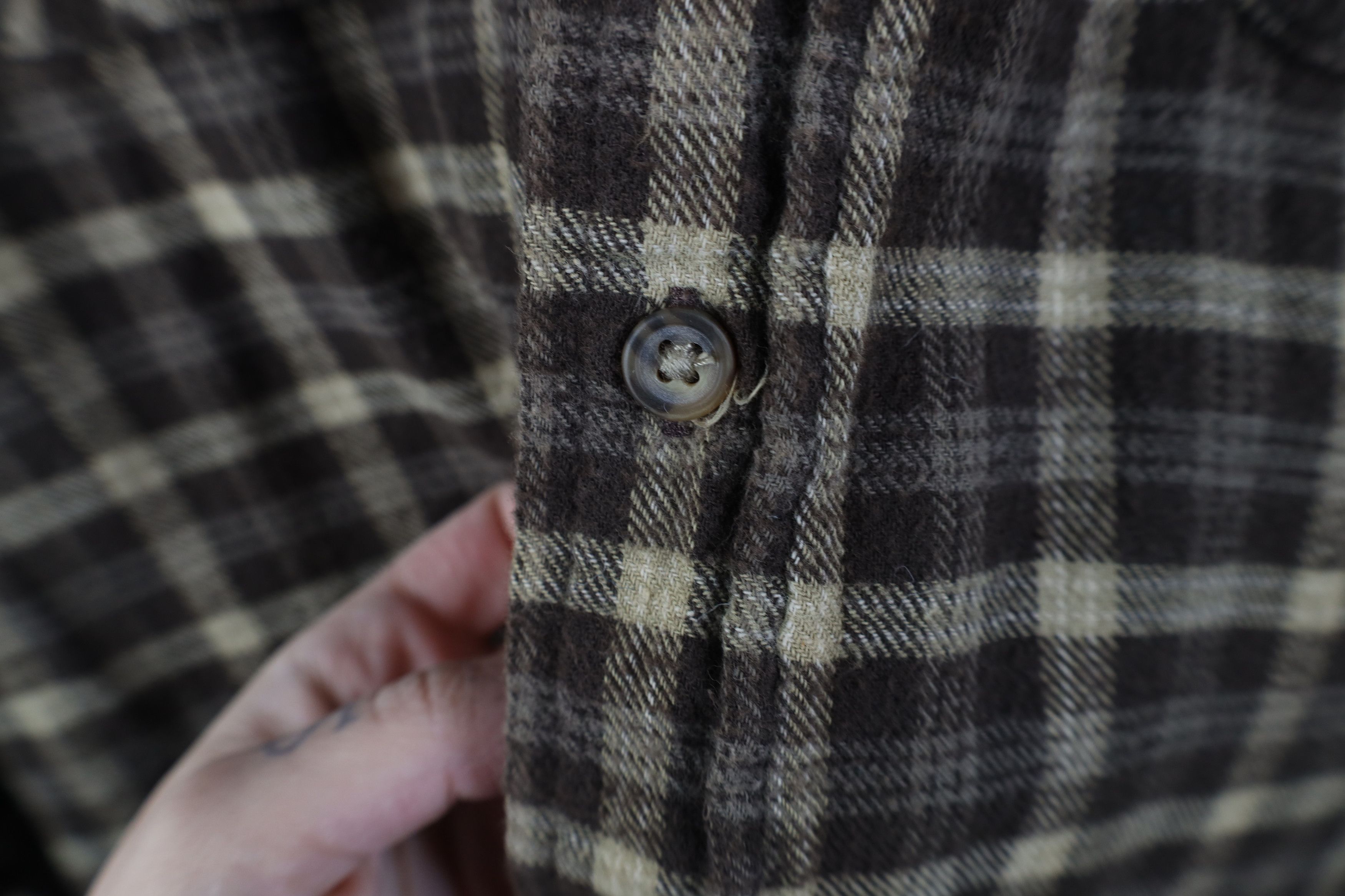 Vintage Vintage 90s Streetwear Collared Button Shirt Brown Plaid Size US XL / EU 56 / 4 - 8 Thumbnail