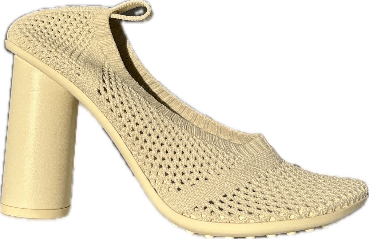 Bottega Veneta Bottega Veneta Atomic Pumps Sea Salt sz 40 Size US 11 / IT 41 - 6 Thumbnail
