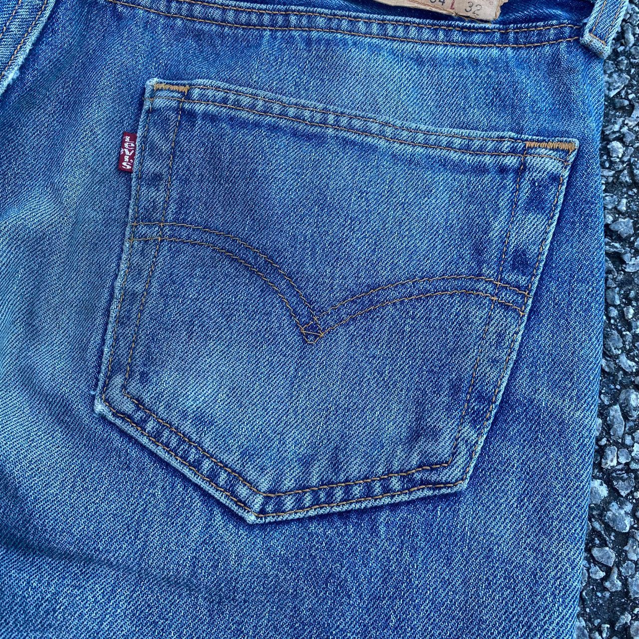 Levi's Vintage 90s Levis 501 Distressed denim Kurt Cobain Style Size US 33 - 10 Thumbnail