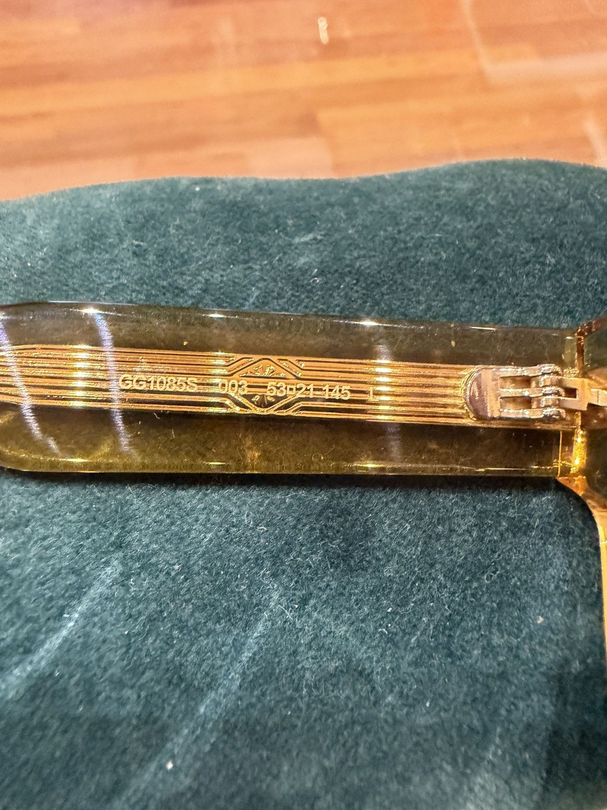 Gucci Gucci Clear Sunglasses Size ONE SIZE - 6 Thumbnail