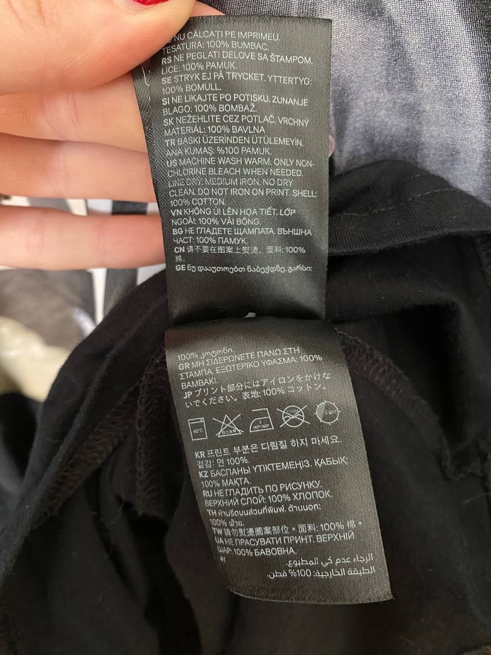 Moschino Moschino x H&M Tee t shirt Condom Adult Humor Tee Size US M / EU 48-50 / 2 - 6 Thumbnail