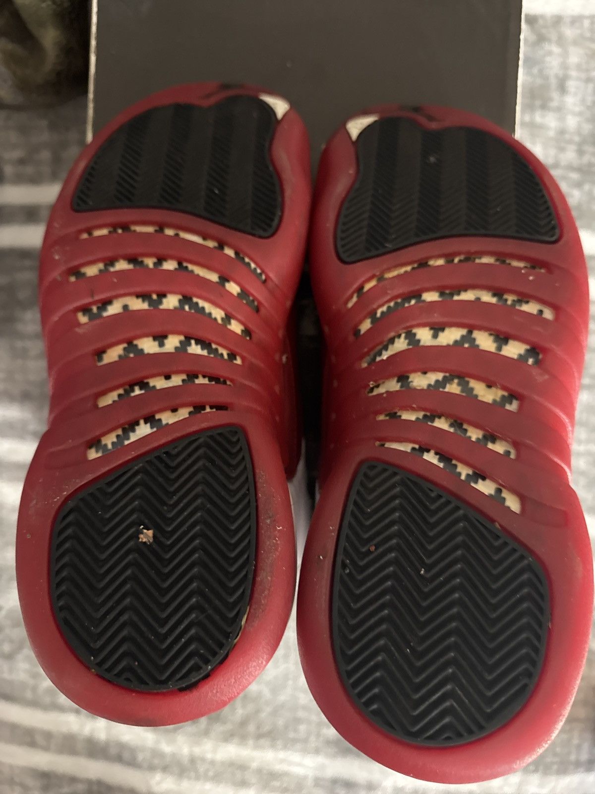Jordan Brand Cherry 12 09 Size US 10 / EU 43 - 4 Thumbnail