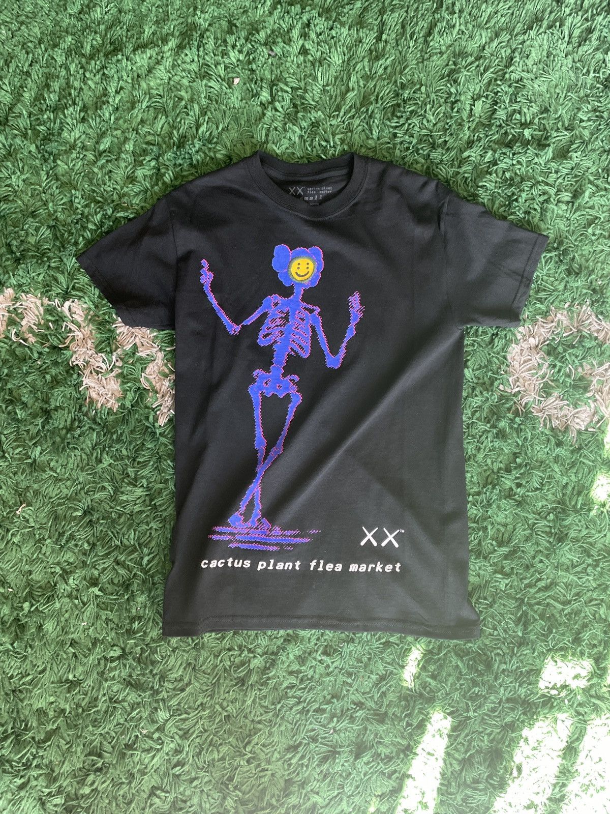 Cactus Plant Flea Market × Kaws Kaws x Cactus Plant Flea Market T-shirt Size US S / EU 44-46 / 1 - 1 Thumbnail