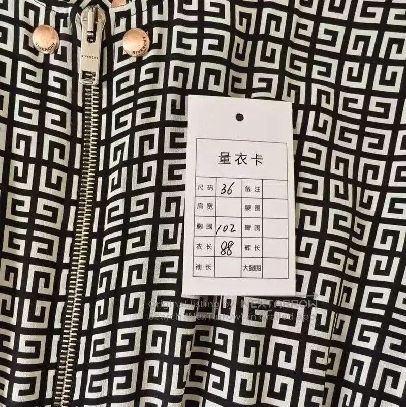 Givenchy Givenchy Black Dress with Graphic Design . Size S / US 4 / IT 40 - 5 Thumbnail