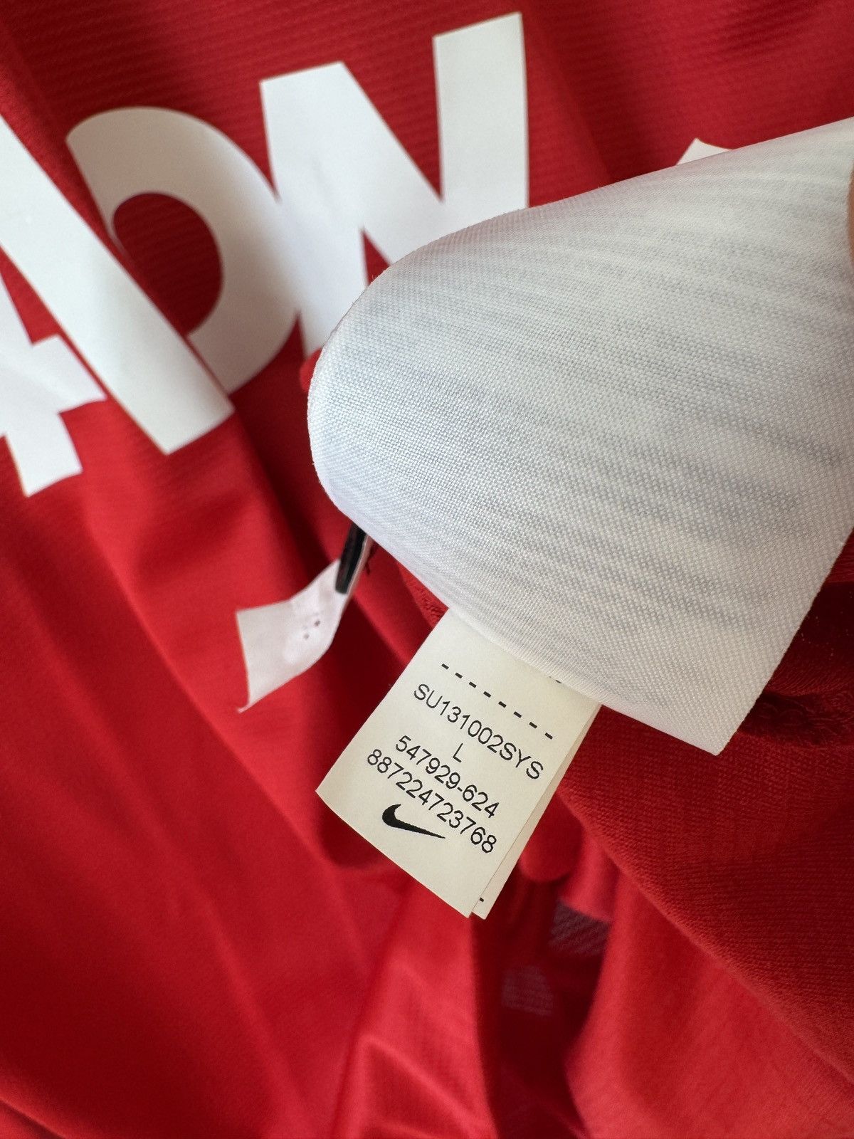 Nike Manchester United 2013-2014 Home Soccer Jersey Nike Shirt Size US L / EU 52-54 / 3 - 18 Thumbnail