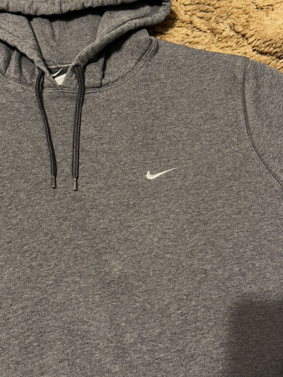 Nike Vintage Y2K Nike Small Logo Hoodie Grey XXLarge Size US XXL / EU 58 / 5 - 2 Thumbnail