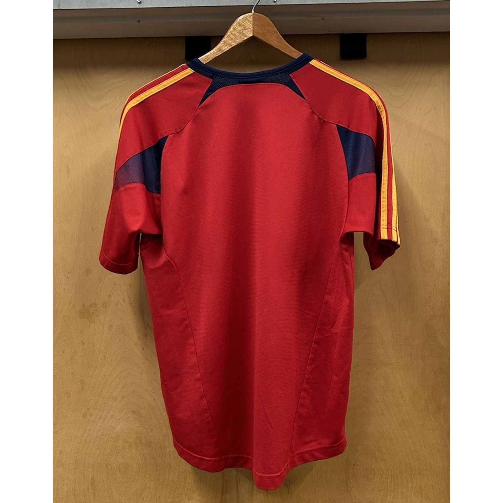 Adidas Adidas Spain National Team 2003 Home Kit Soccer Jersey Small Size US S / EU 44-46 / 1 - 2 Thumbnail