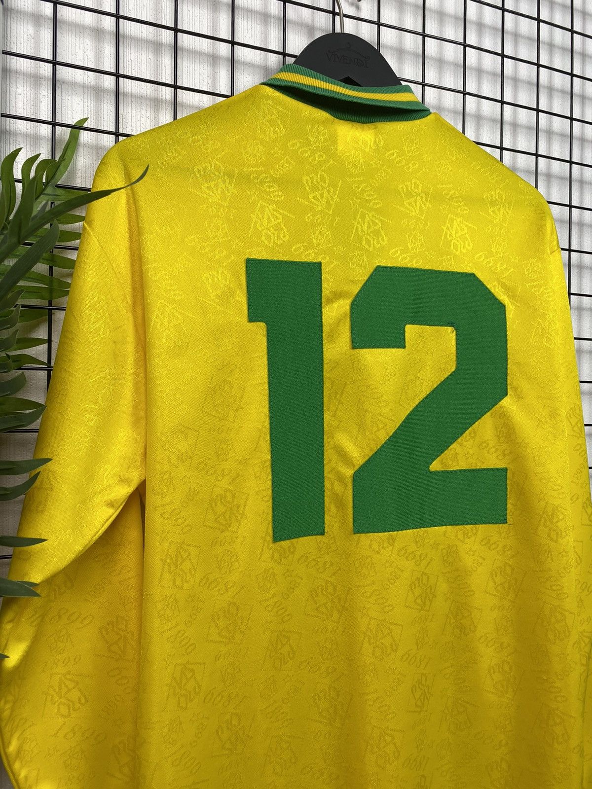 Vintage Vintage Norwich #12 Player Pro Star Football Jersey Men’s M Size US M / EU 48-50 / 2 - 12 Thumbnail