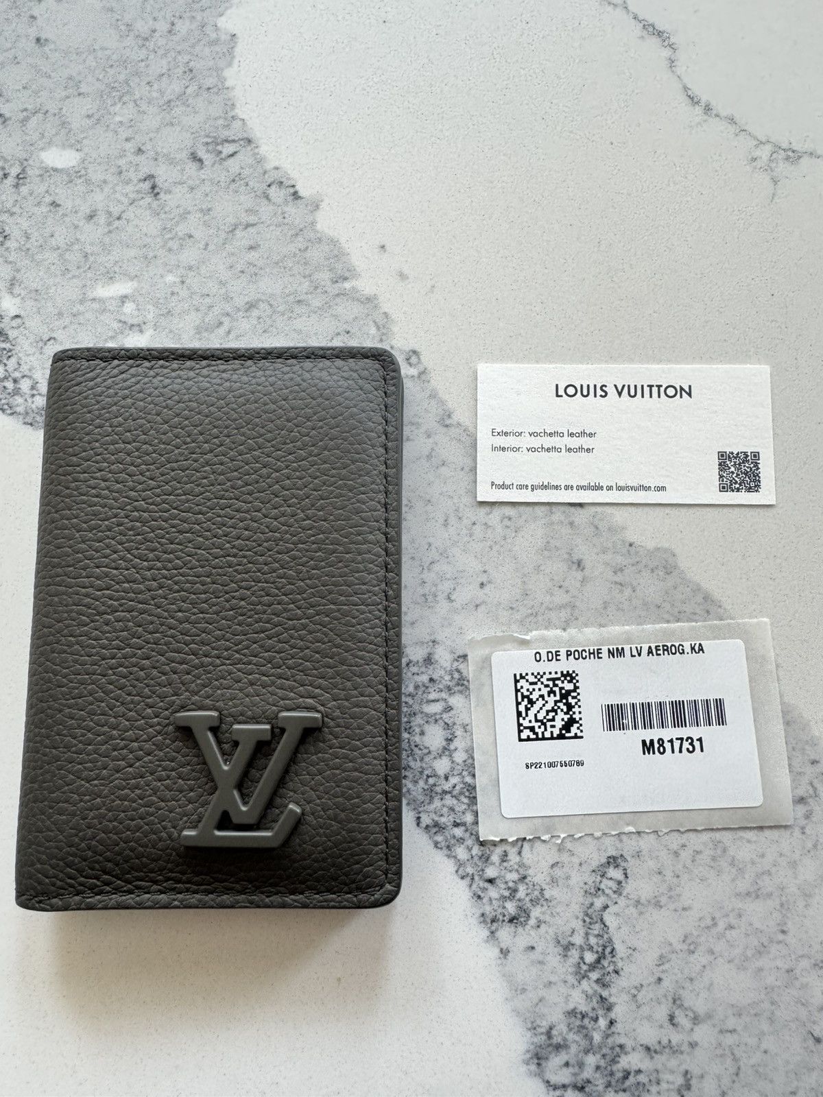 Pre-owned Louis Vuitton Aero Compact Wallet In Sand