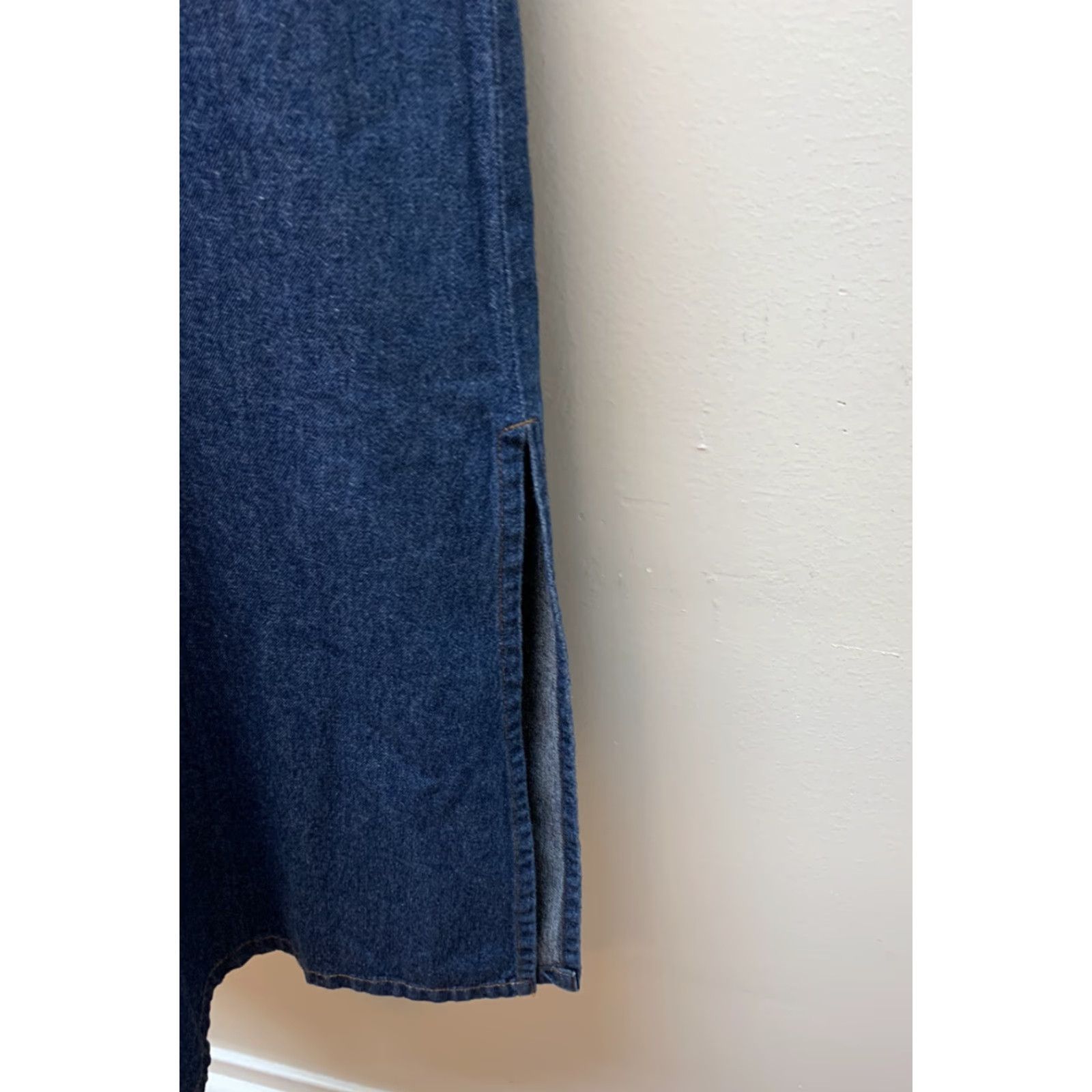 Vintage VINTAGE Y2K Fitted Maxi Cotton Denim Jean Strappy Racerback Dress Fit S/M Le Mieux Women Casual Rockabilly 1990s Blue Shirt? Size 27" / US 4 / IT 40 - 3 Thumbnail