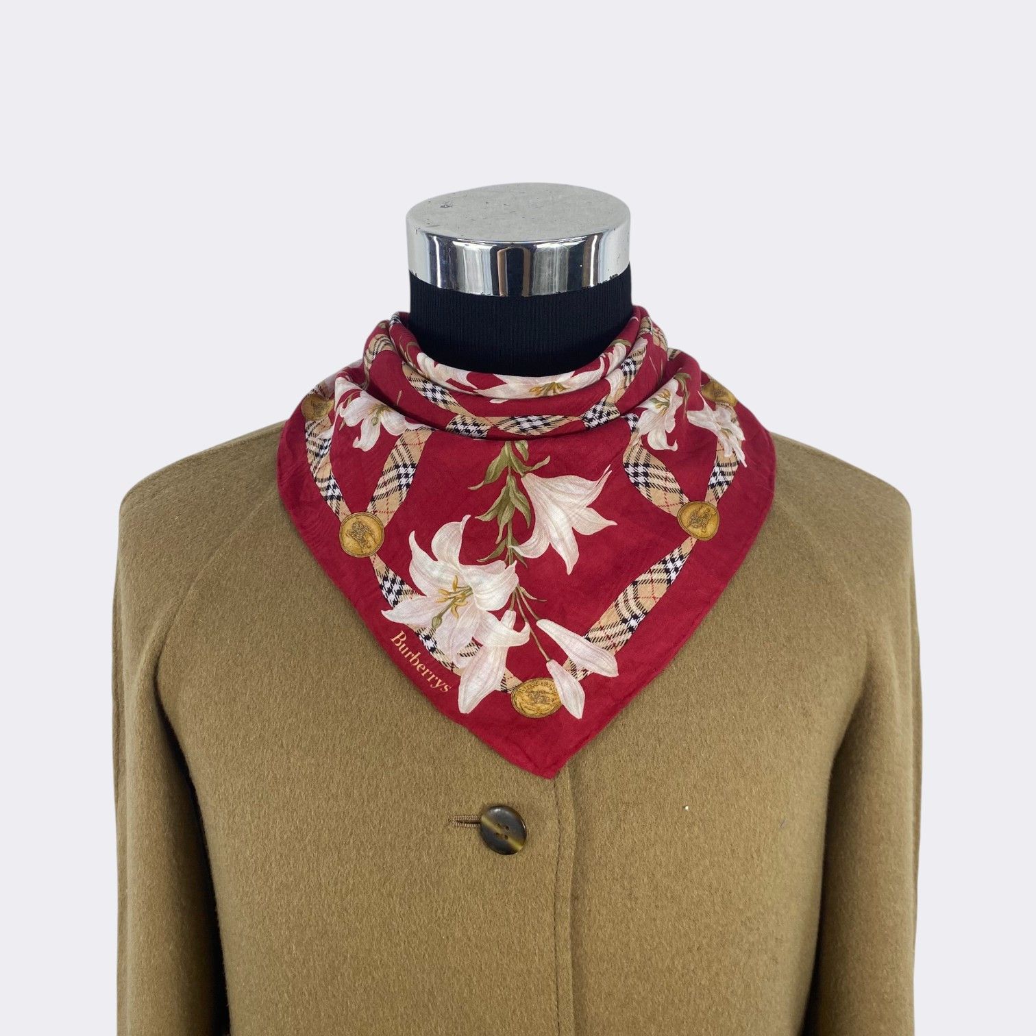 Burberry Vintage Burberry Handkerchief Neckerchief Bandana H121R Size ONE SIZE - 2 Thumbnail