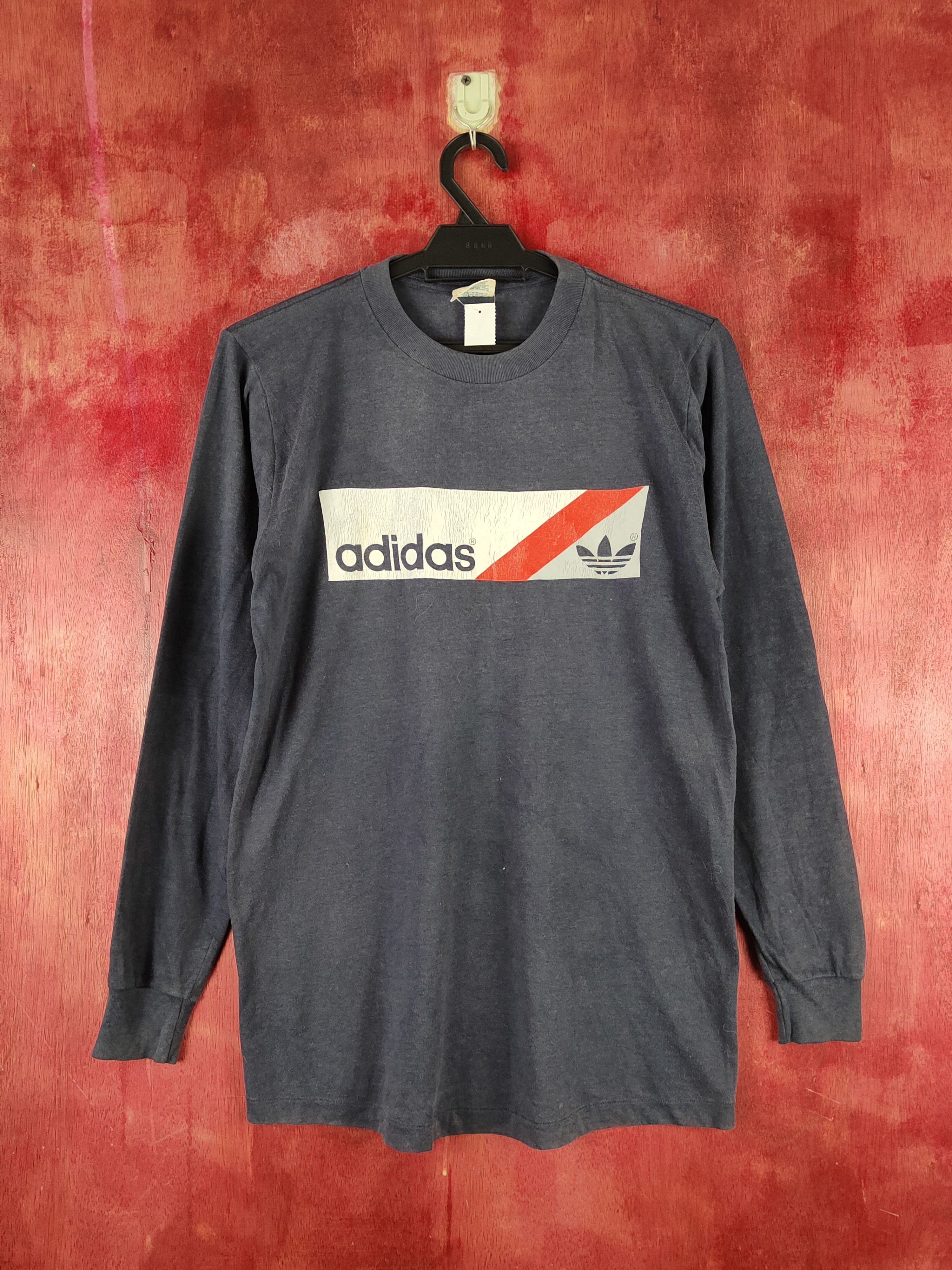 Adidas Adidas vintage made in usa Faded Long Sleeve T-Shirts #S2233 Size US M / EU 48-50 / 2 - 1 Thumbnail