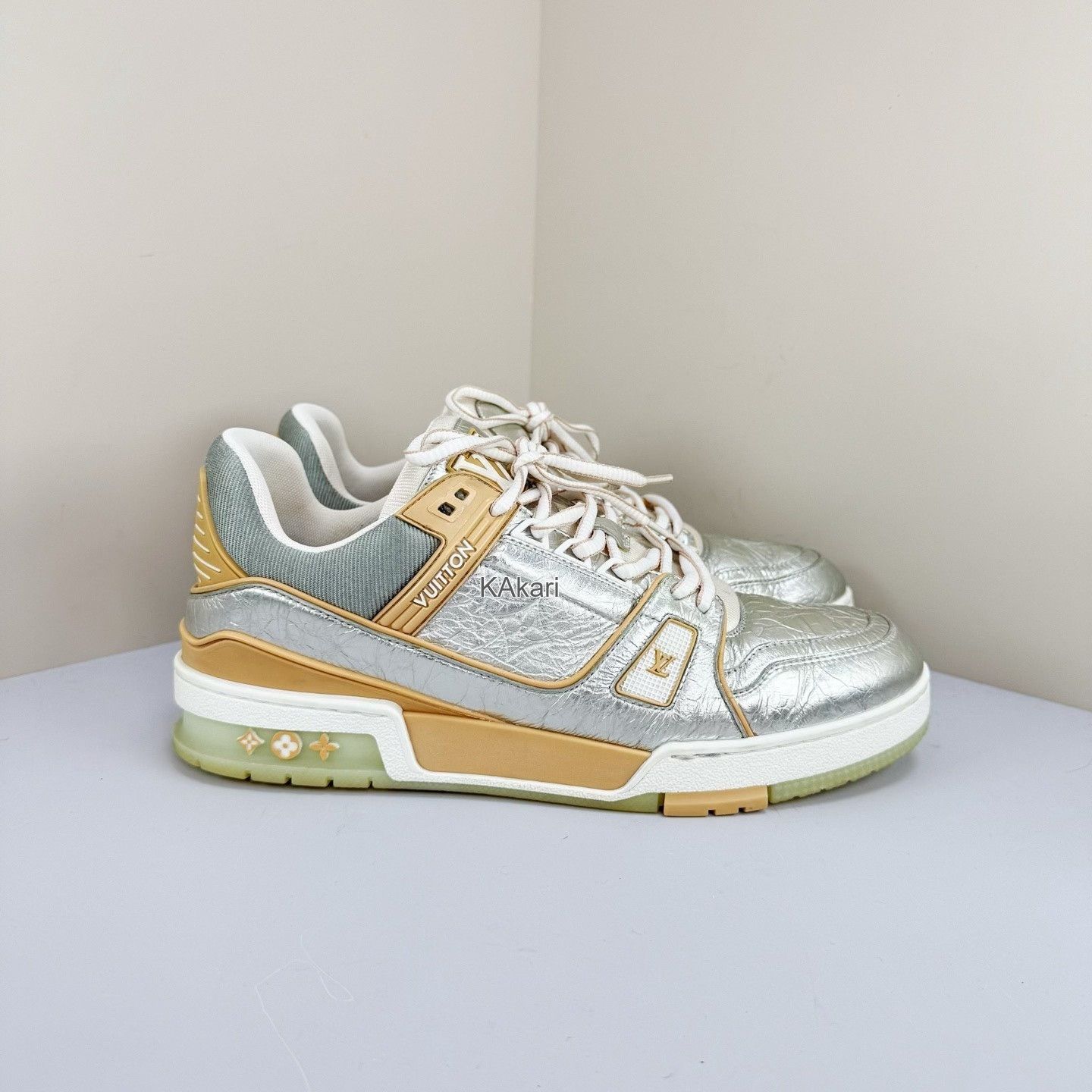 Louis Vuitton Louis Vuitton Tinfoil Silver Trainer Sneakers Size US 8 / EU 41 - 4 Thumbnail