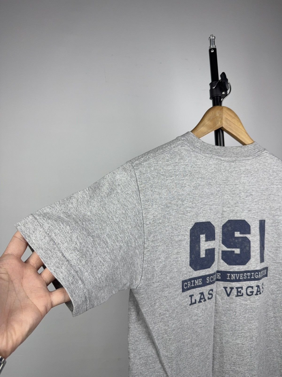 Vintage Vintage CSI Las Vegas TV Show Promo Gray 2000s Tee Shirt Size US S / EU 44-46 / 1 - 11 Thumbnail
