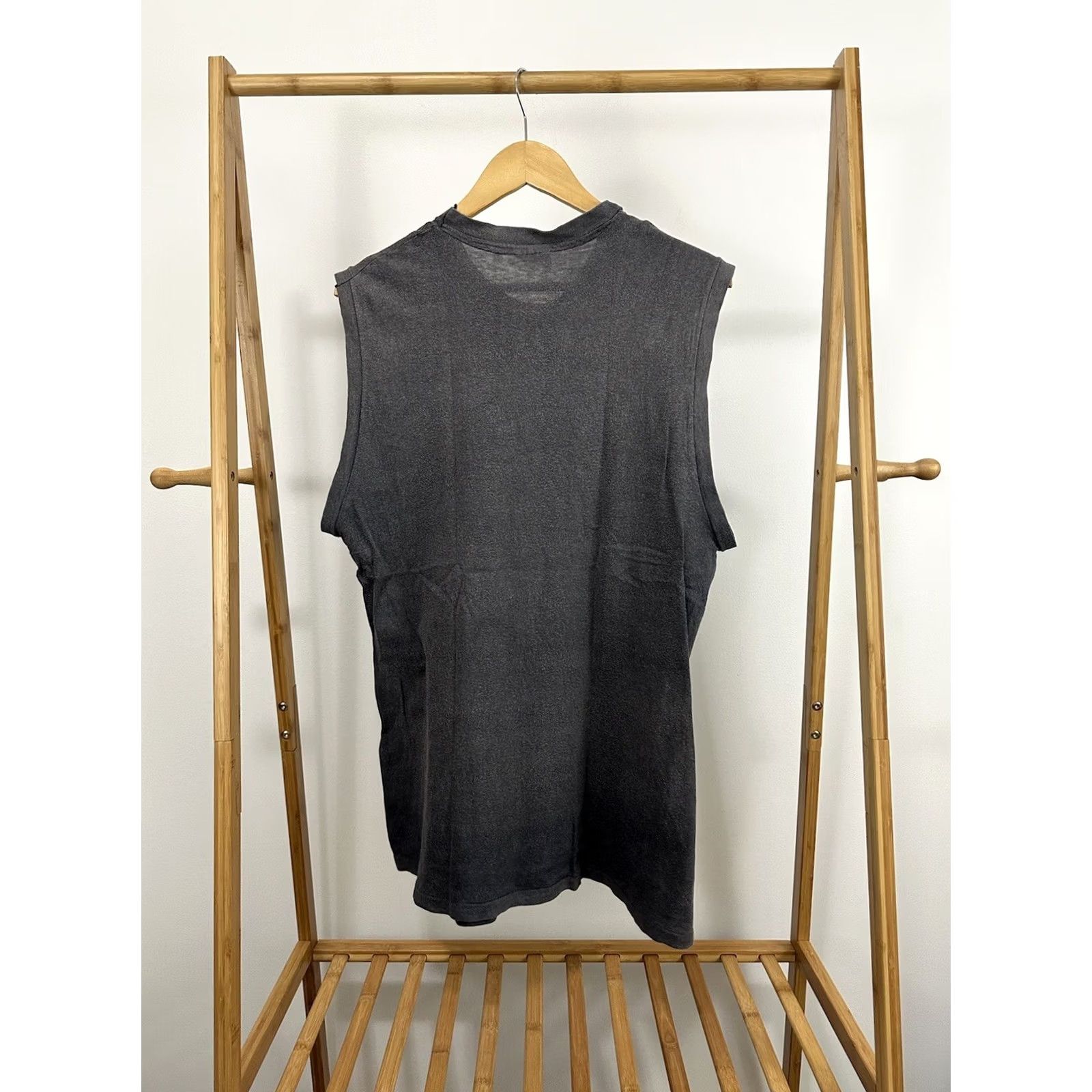 Hanes VINTAGE 80s Harley-Davidson Pumping Iron Twin Engine Sleeveless T-Shirt XL Black Mens Size US XL / EU 56 / 4 - 2 Thumbnail