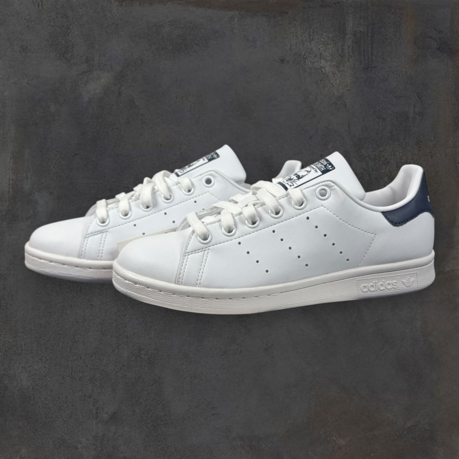 Adidas Adidas Originals Stan Smith White Navy Men's US 5 NWT NIB Size US 5 / EU 37 - 5 Thumbnail