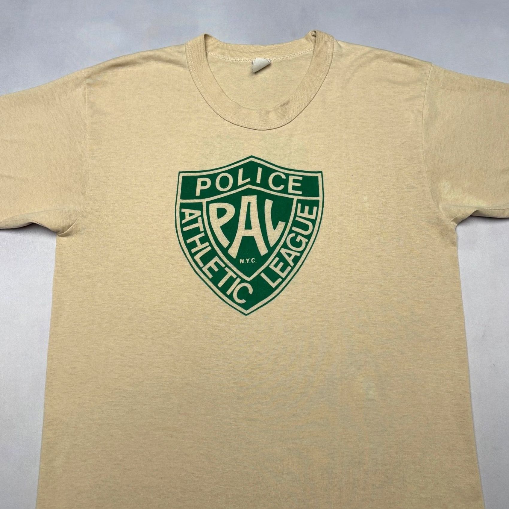 Vintage VINTAGE PAL Shirt Men's Large 80s NYC Police Athletic League NYPD Beige Size US L / EU 52-54 / 3 - 2 Thumbnail