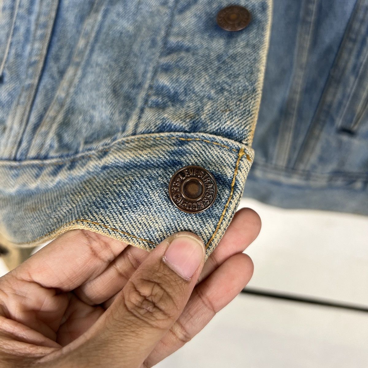 Levi's 🔥 90s VINTAGE LEVIS 70506 TRUCKER JACKET MADE IN USA Size US L / EU 52-54 / 3 - 14 Thumbnail