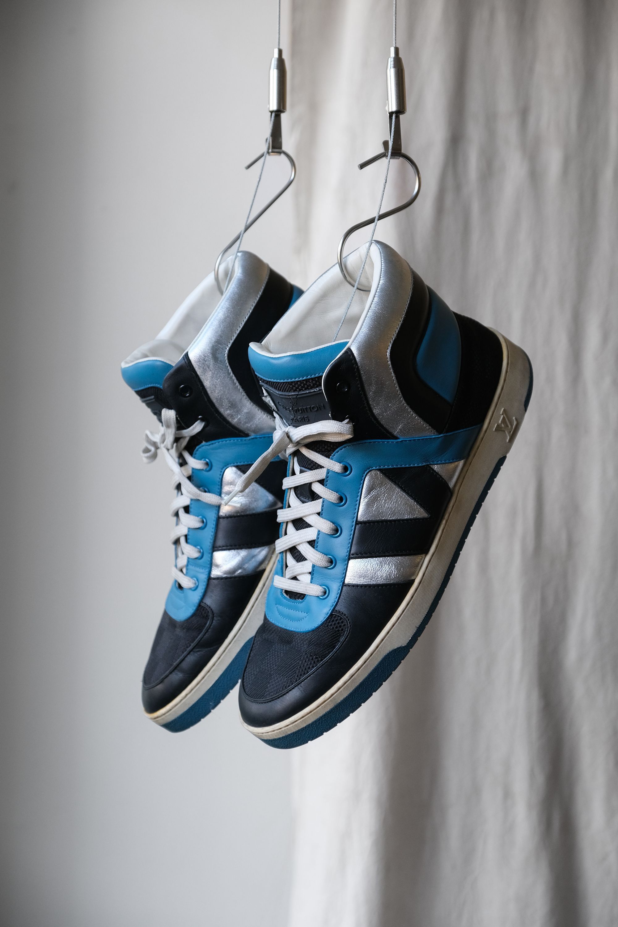 LOUIS VUITTON High Top Leather Sneakers
