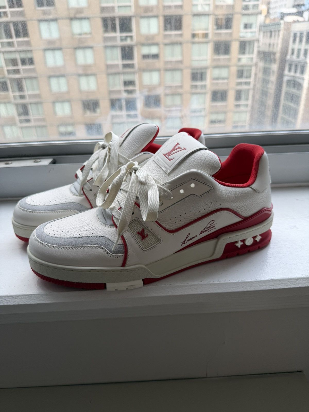 Louis Vuitton #54 Signature Trainer Sneaker, size LV 8 (US9.5) Size US 9.5 / EU 42-43 - 2 Thumbnail