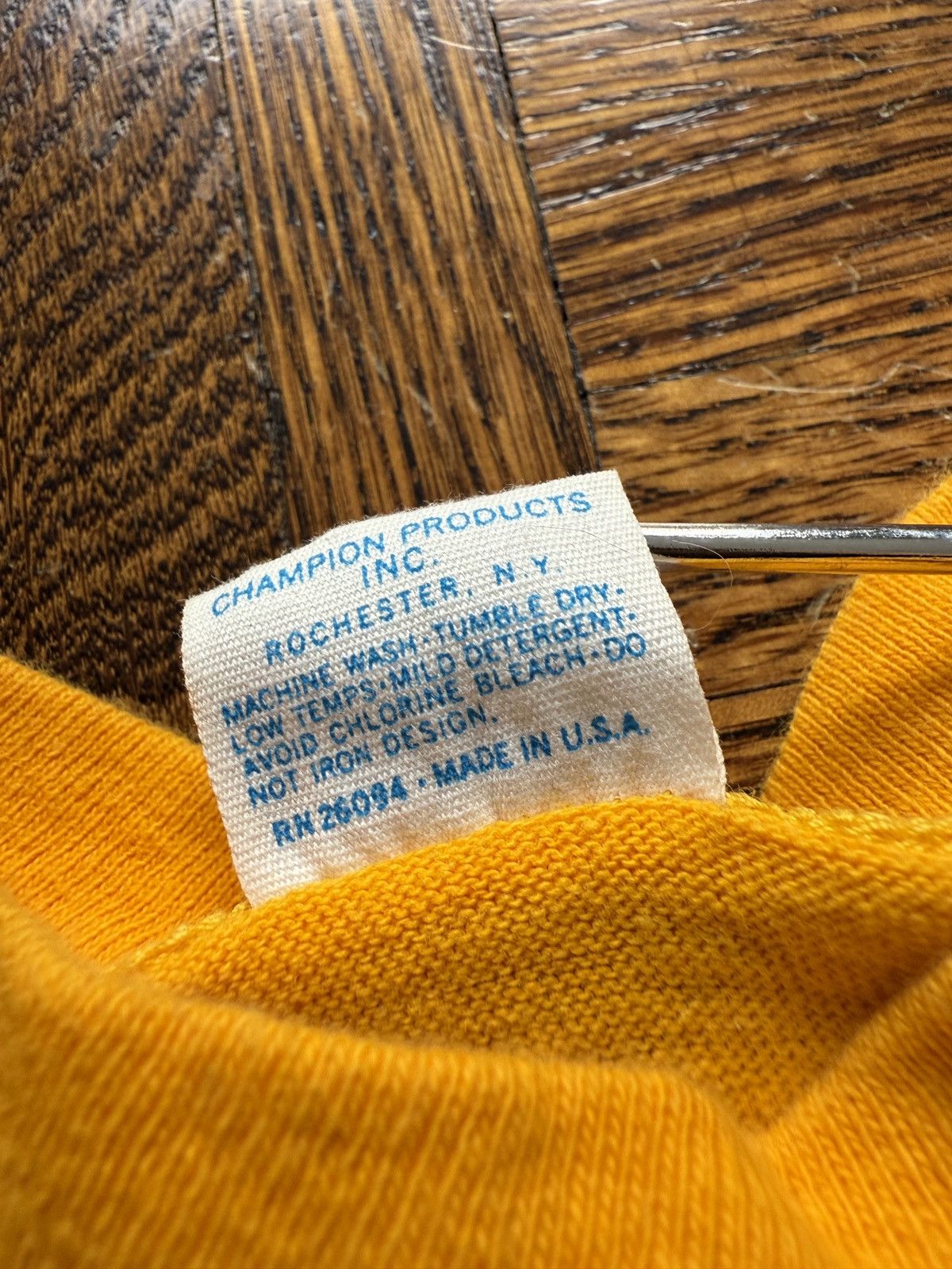 Champion Vintage 70s Albion College Intramural Champion Graphic Tee Size US XS / EU 42 / 0 - 6 Thumbnail