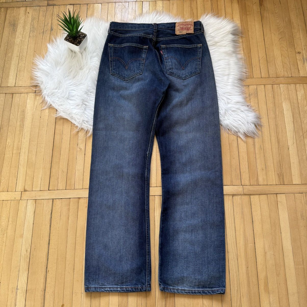 Levi's 📌 Vintage 00’s Levi's 501 Denim Washed Jeans Size US 31 - 1 Thumbnail