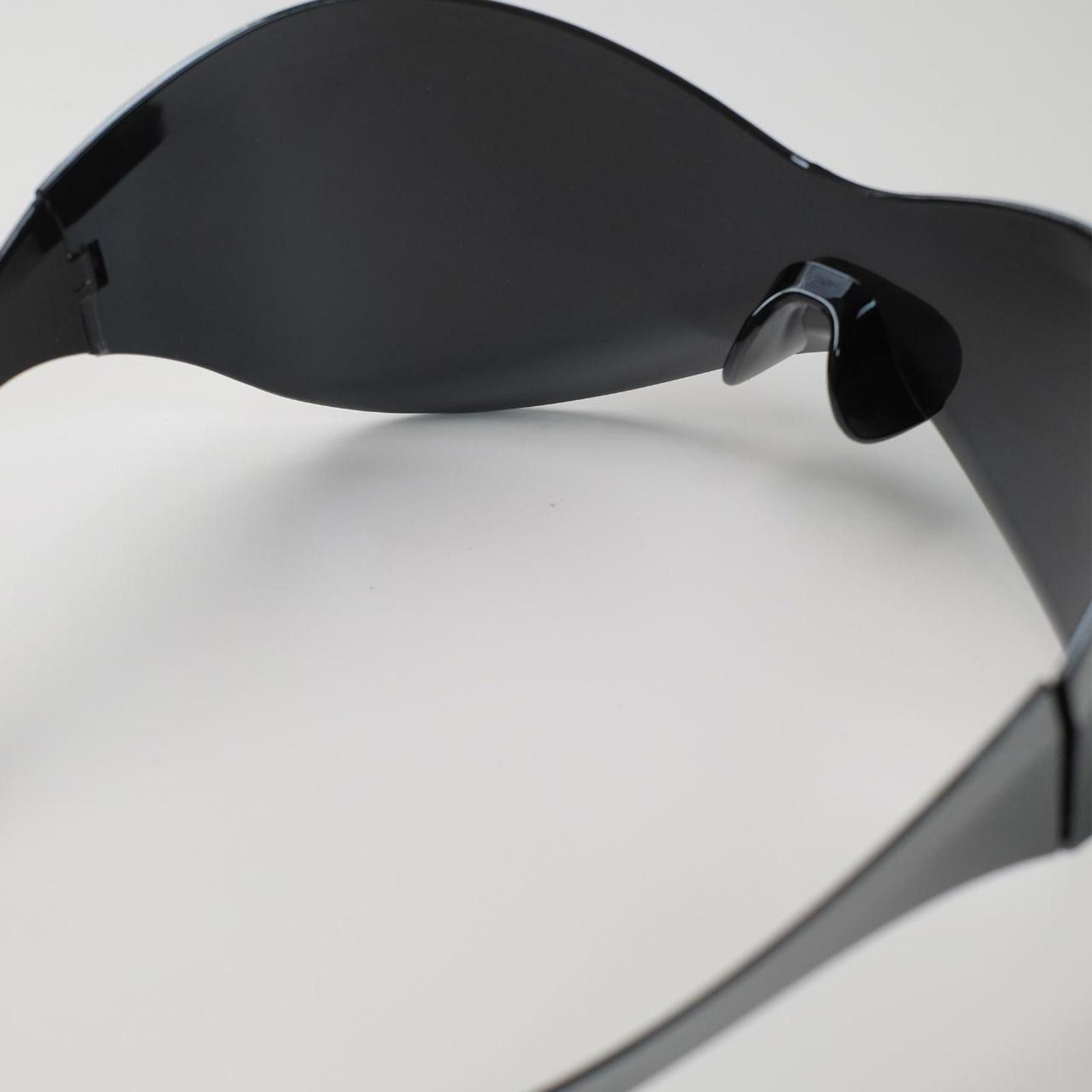 Japanese Brand Avant Garde Futuristic Oversized Sliver Sunglasses Unisex Size ONE SIZE - 8 Thumbnail