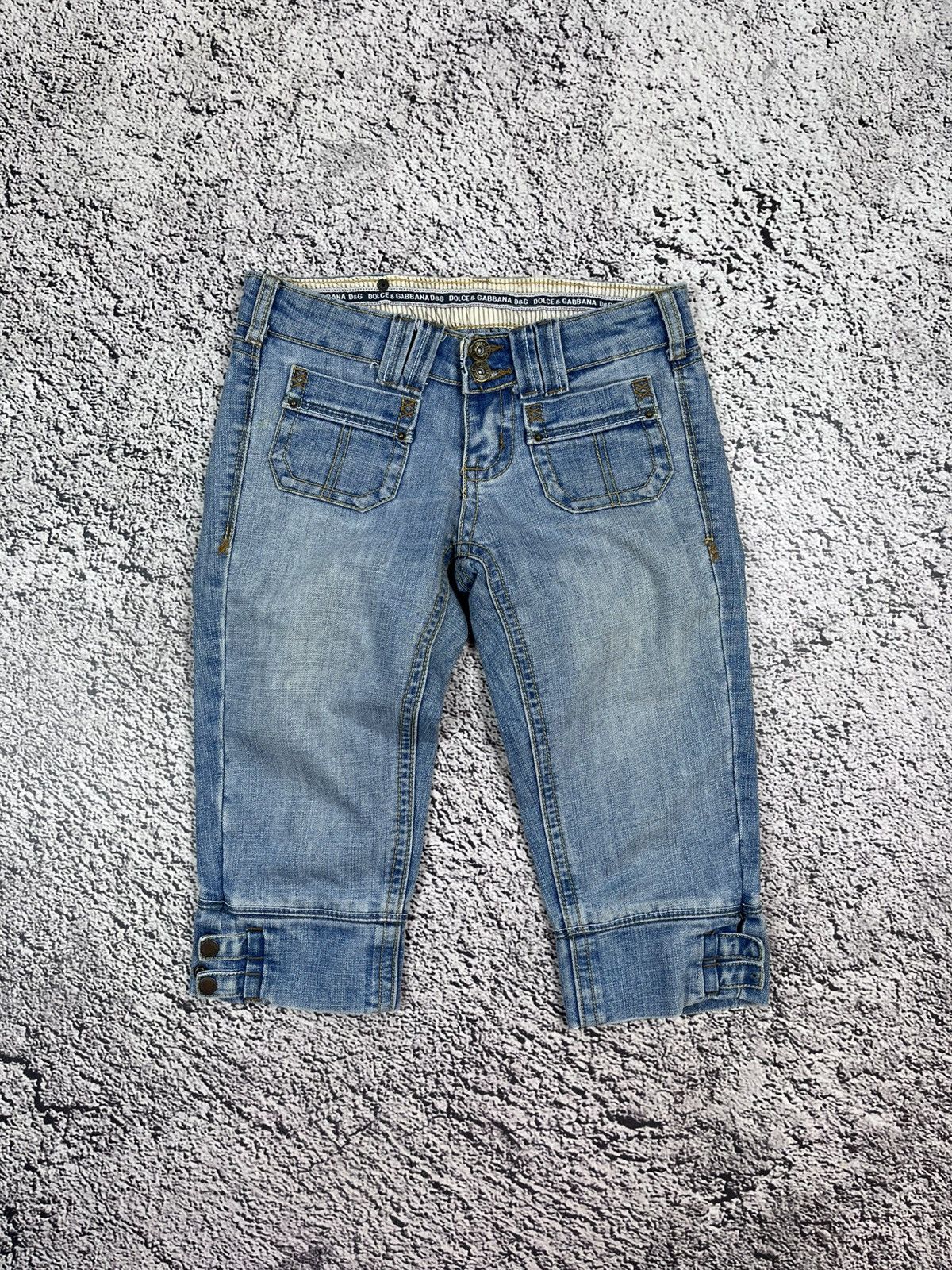 Dolce & Gabbana Vintage Dolce Gabbana Denim Breeches 3/4 Shorts Logo Size 27" / US 4 / IT 40 - 1 Thumbnail