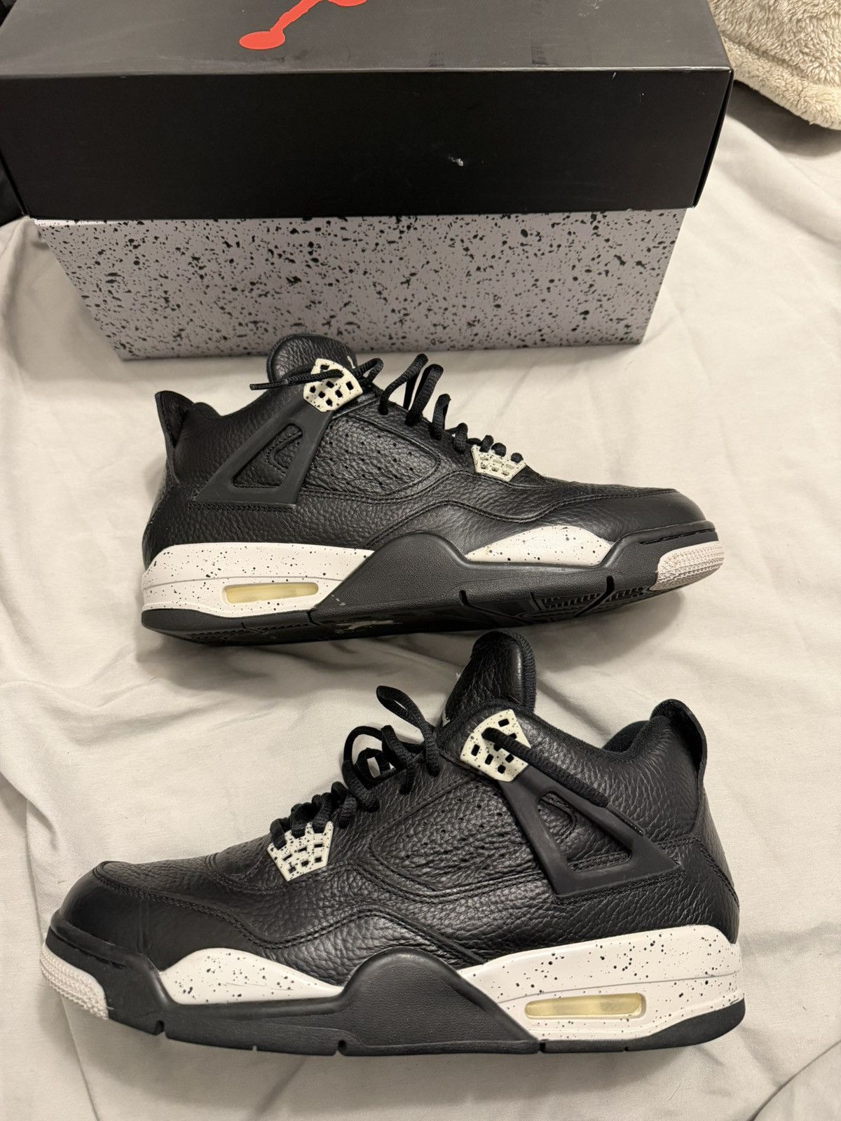 Nike Air Jordan 4 Retro Oreo Size US 11 / EU 44 - 1 Thumbnail