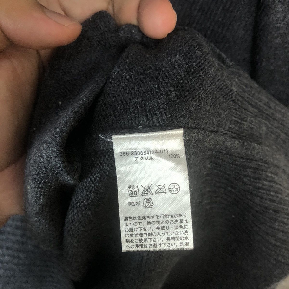 GU GU plain faded vintage Grey Knitwear cardigan #A2 Size US L / EU 52-54 / 3 - 11 Thumbnail