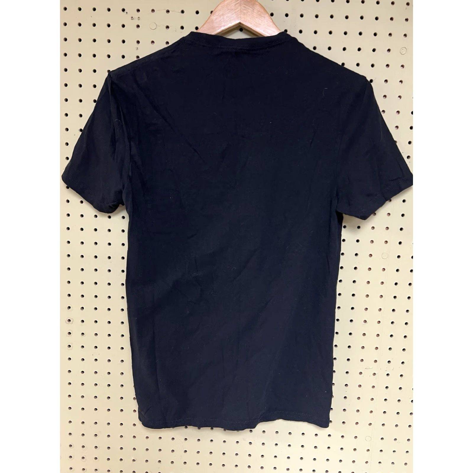 Vintage District T-Shirt Men's M Graphic Print Skull Art Black Cotton Crew Neck Short Sleeve Vintage? No Size US M / EU 48-50 / 2 - 2 Thumbnail