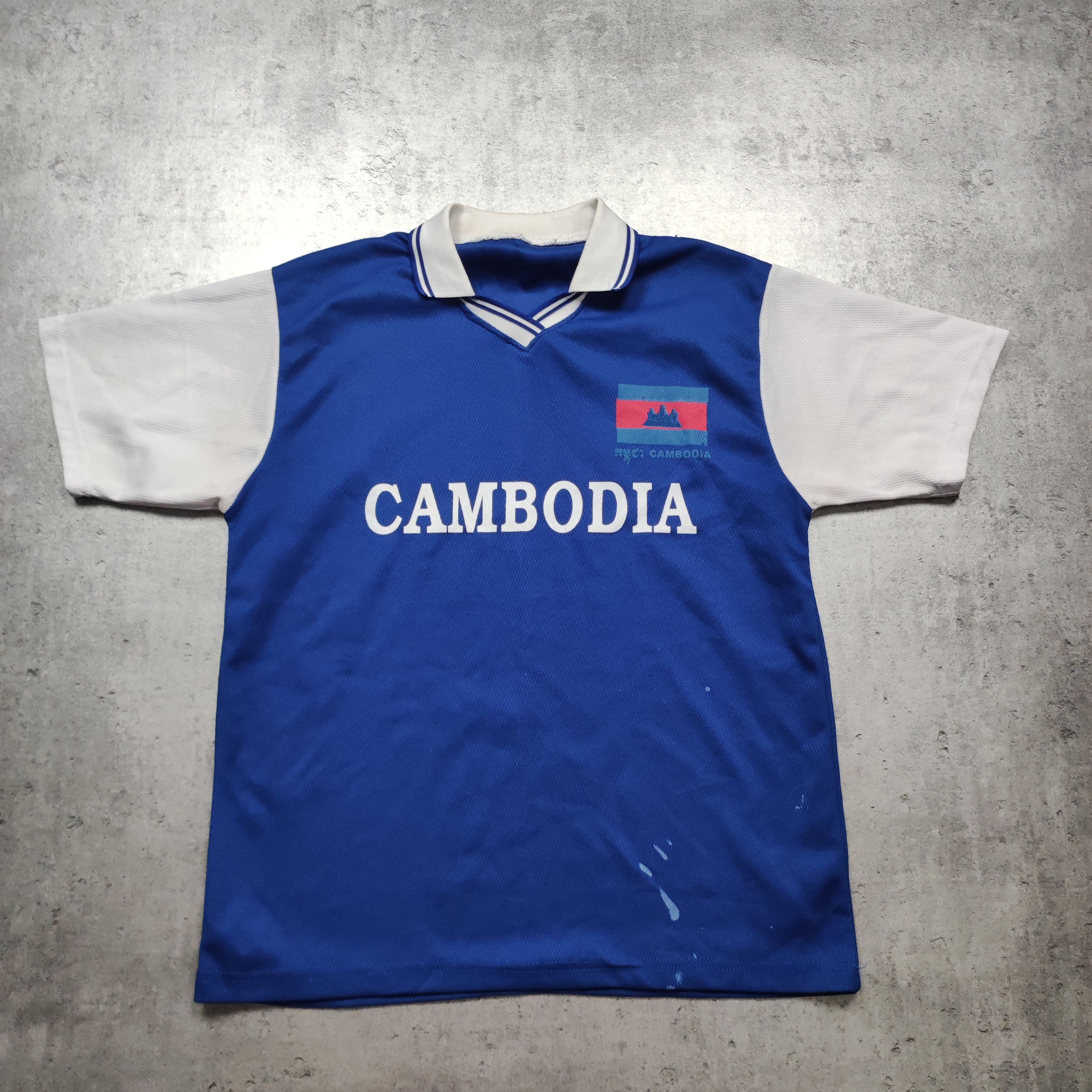 Vintage Vintage RARE 90s Football x Cambodian National Jersey Size US S / EU 44-46 / 1 - 2 Thumbnail