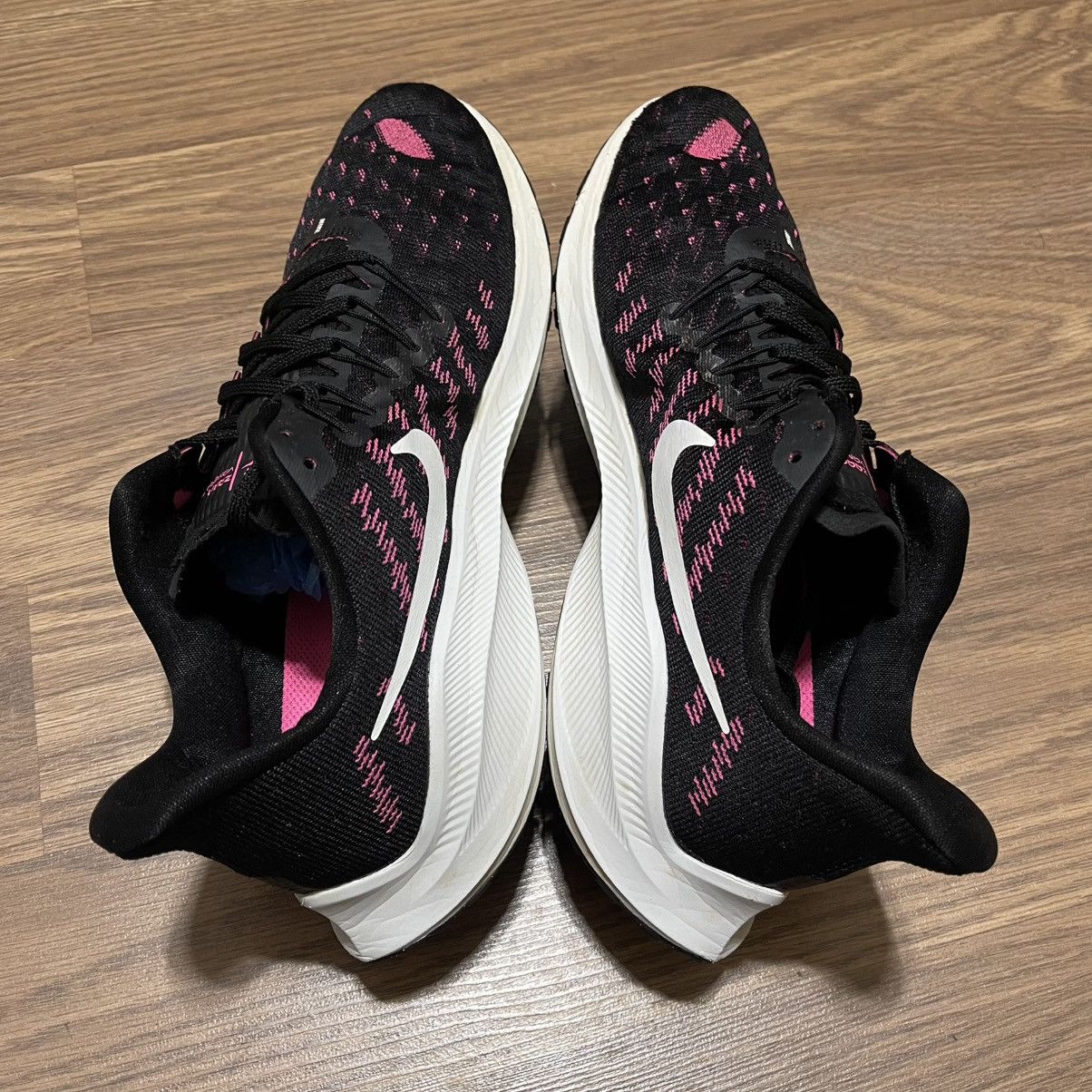 Nike Nike Air Zoom Vomero 14 Size 9 Black Pink React Size US 9 / EU 42 - 7 Thumbnail