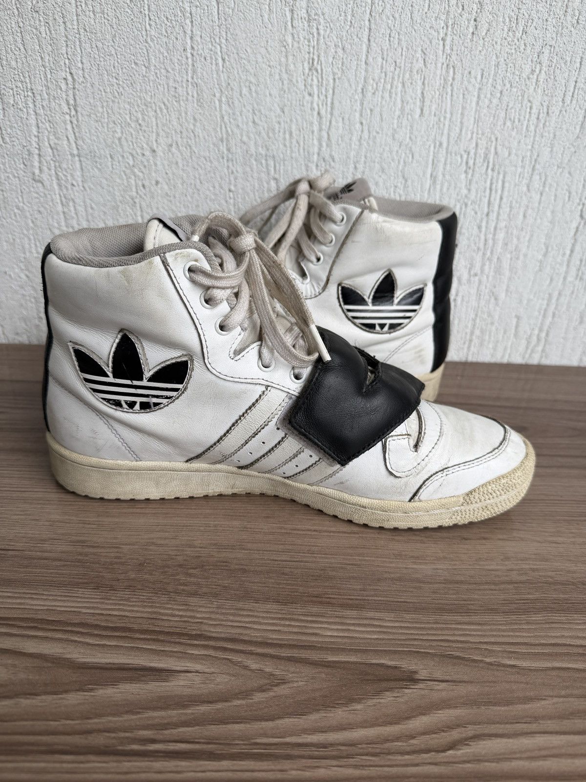 Adidas × Jeremy Scott js letters sneakers Size US 9 / EU 42 - 14 Thumbnail