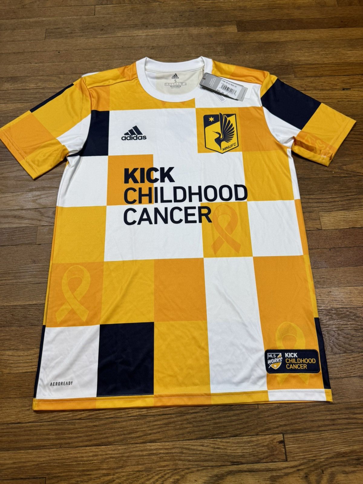 Adidas Adidas Minnesota FC Kick Childhood Cancer Mens Soccer Jersey Size US S / EU 44-46 / 1 - 4 Thumbnail