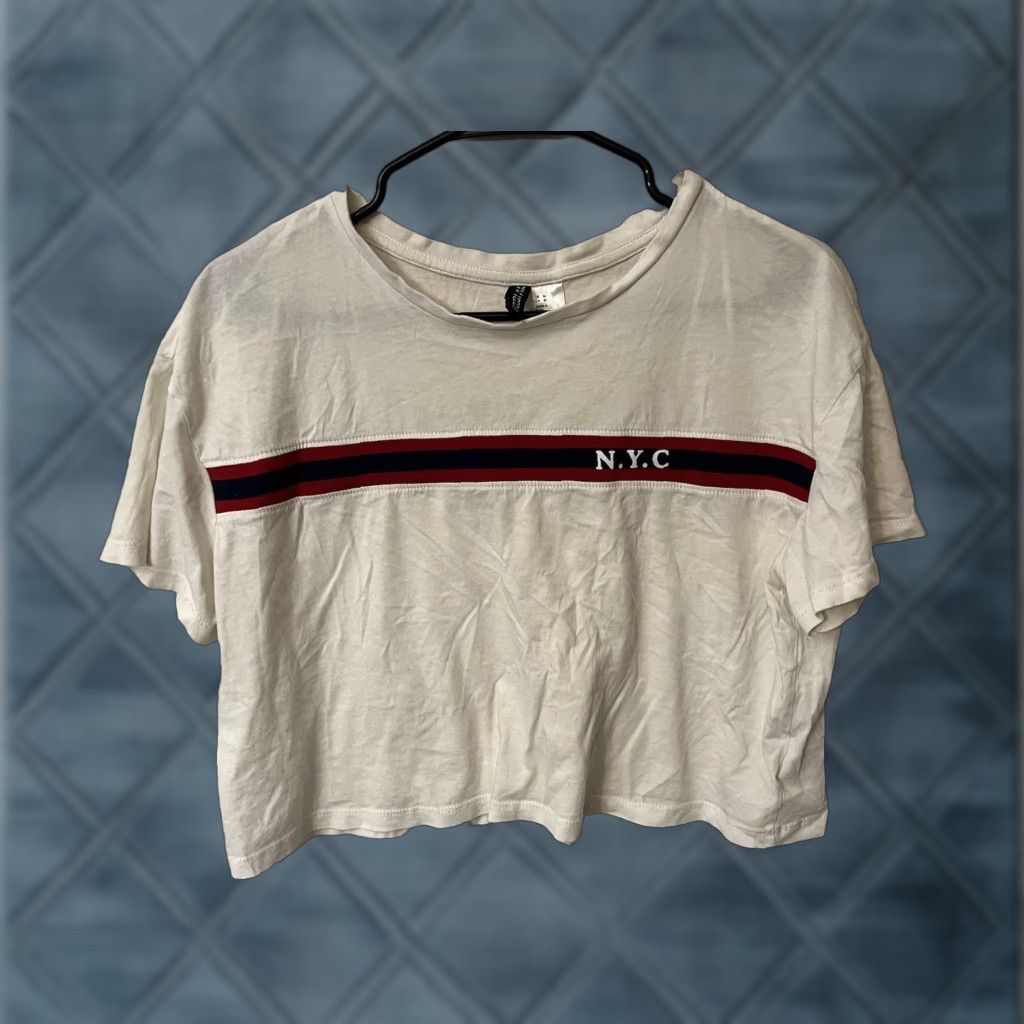 H&M VINTAGE H&M Cotton Blend T-Shirt Women Medium White Short Sleeve Casual All Seasons Graphic Logo Size M / US 6-8 / IT 42-44 - 1 Thumbnail